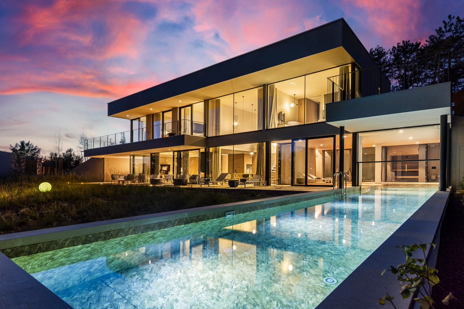 Vila Jadranka Mirna Croatia: 4-Bedroom Villa with Heated Pool, Sauna & Tennis Court in Is