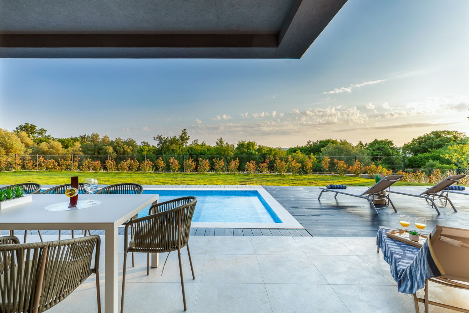 Vila Sumrak Lovran Croatia: 6-Bedroom Villa with Private Pool and Spa Near Istrian Coast