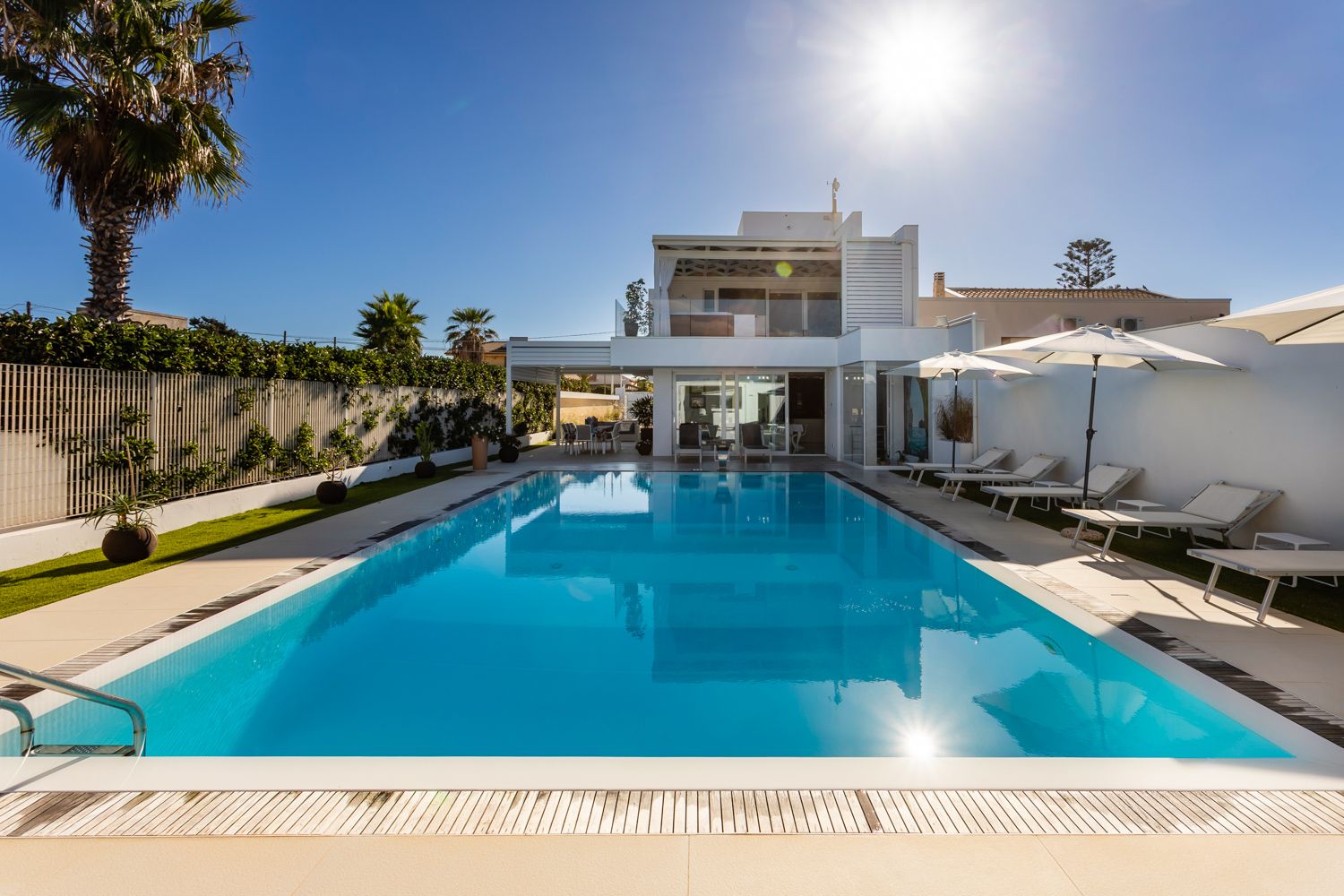 Villa Agrume Chiafura Ispica: 3-Bedroom Seaview Villa with Pool and Spa Near the Beach in