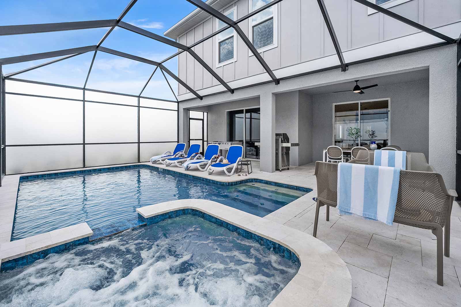 Villa Alisio Azabache Pinecastle Orange County: Luxury 7-Bedroom Villa with Pool and Hot Tub, Orange County Florida