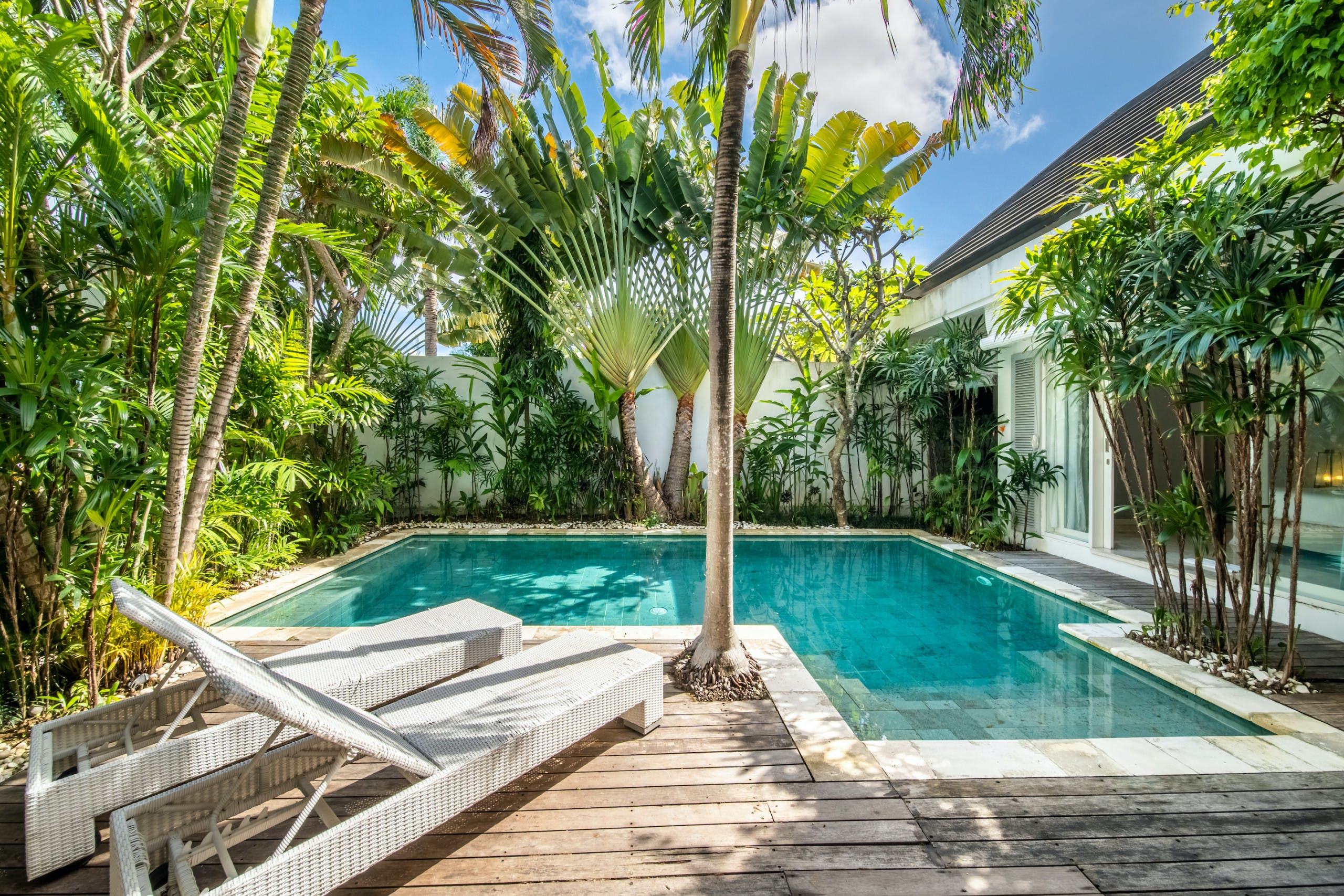 Villa Alisio Beraban Seminyak: Luxury 3-Bedroom Villa with Private Pool and Sea Views, Bali