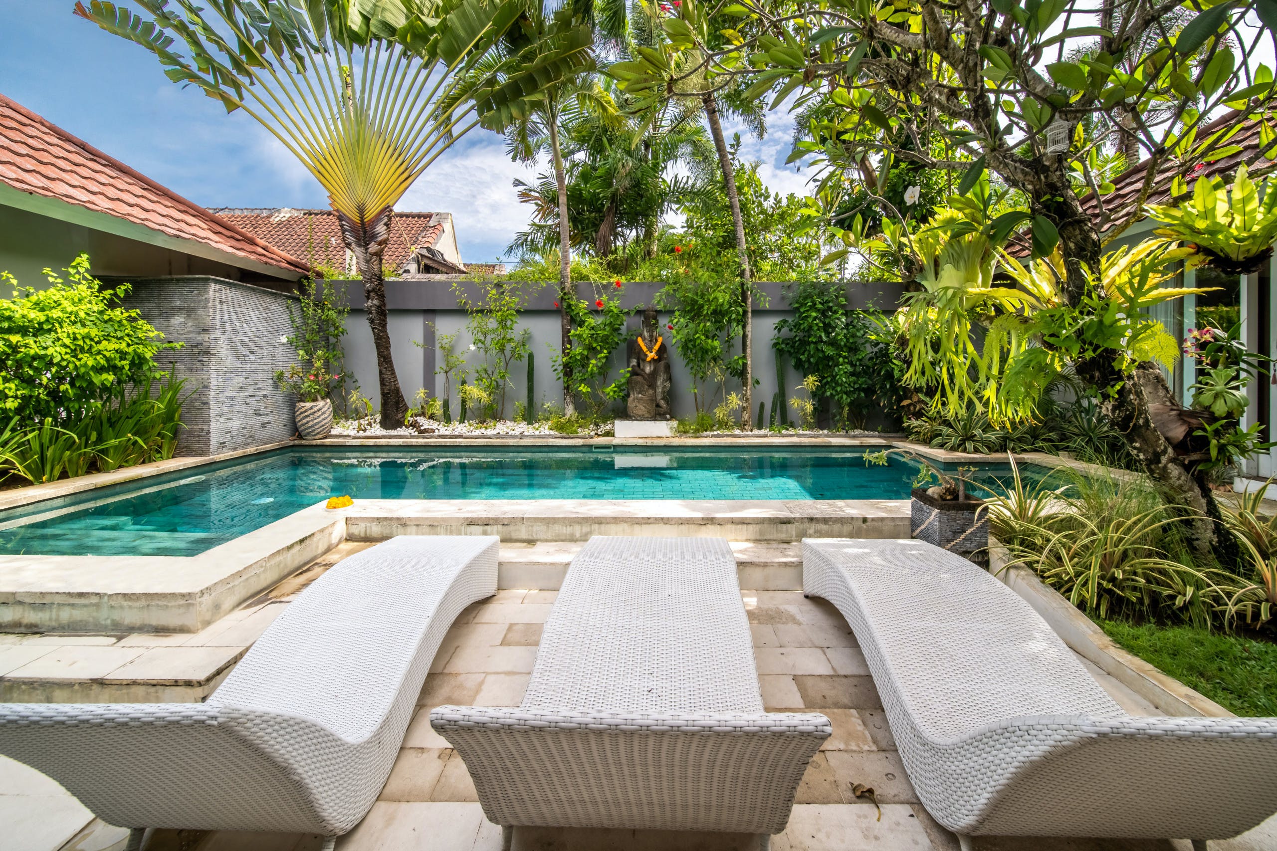 Villa Alisio Beranda Canggu Bali: Luxury 4-Bedroom Villa with Private Pool and Sea Views, Bali