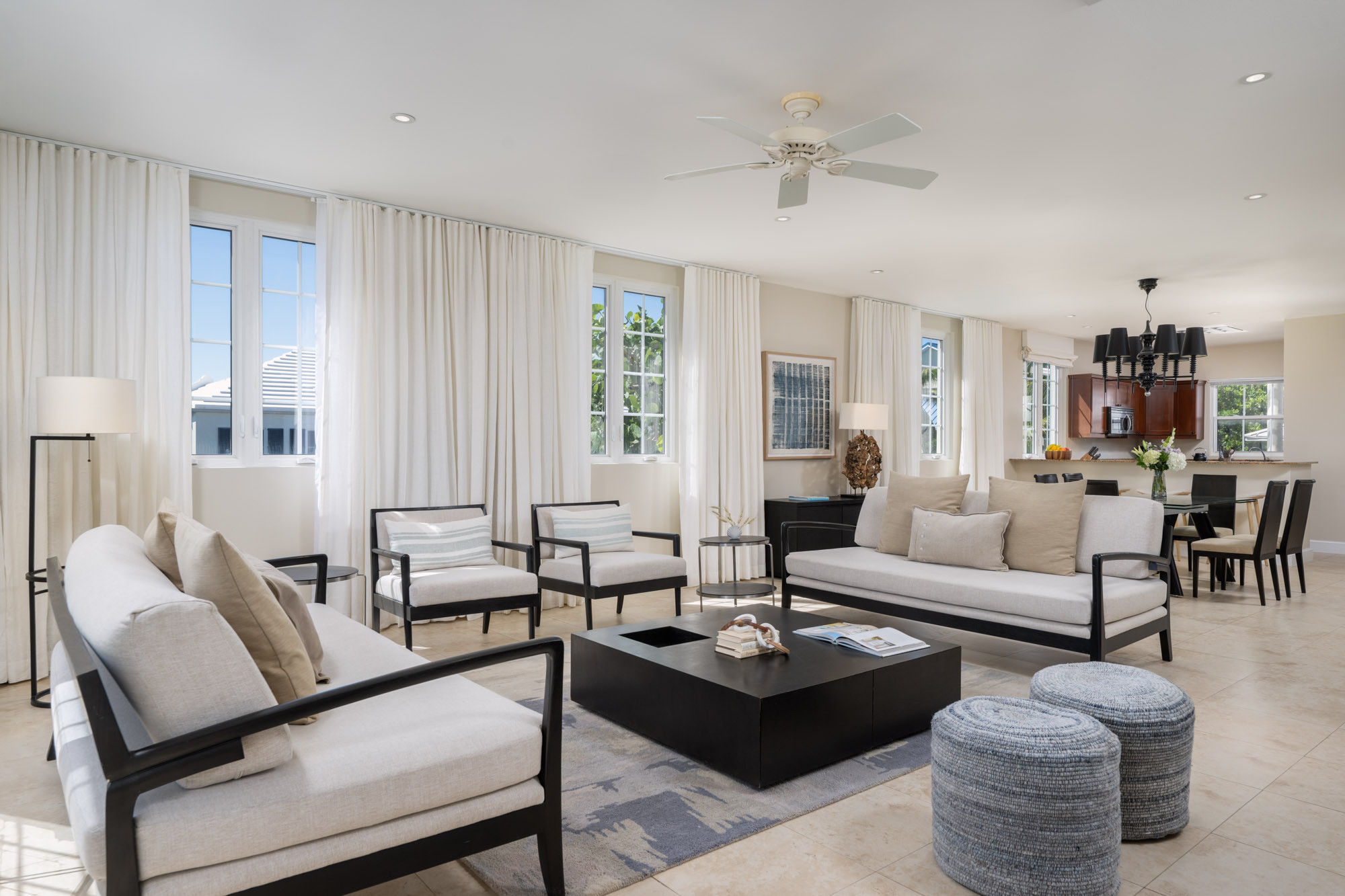 Villa Alisio Blue Haven Providenciales: Spacious 3-Bedroom Apartment with Sea Views, Turks and Caicos