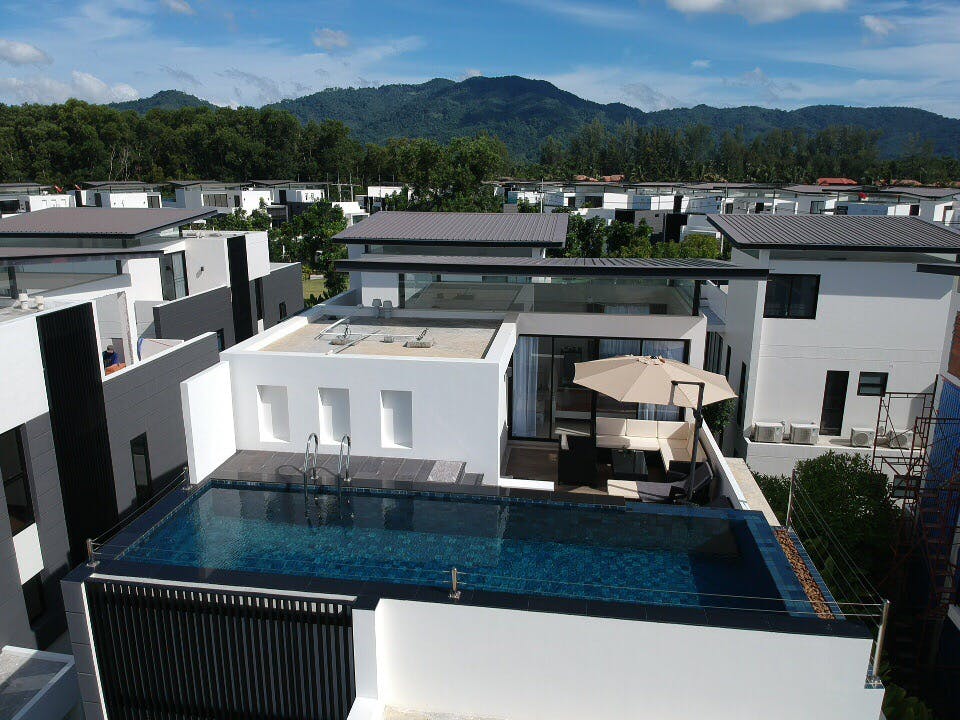 Villa Alisio Layan Phuket: Luxury 5-Bedroom Apartment with Private Pool and Sea Views, Phuket