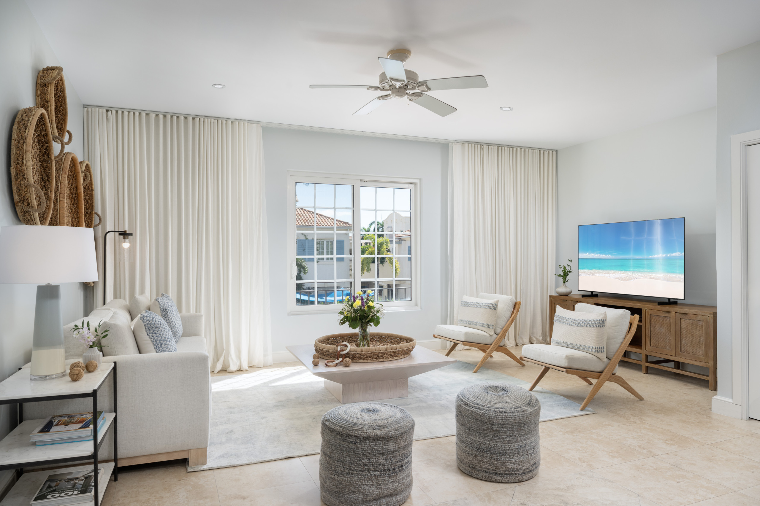 Villa Pergola Blue Hills Turks and Caicos Islands: Luxury 2-Bedroom Apartment with Seaview and Spa, Providenciales Turks and Caicos