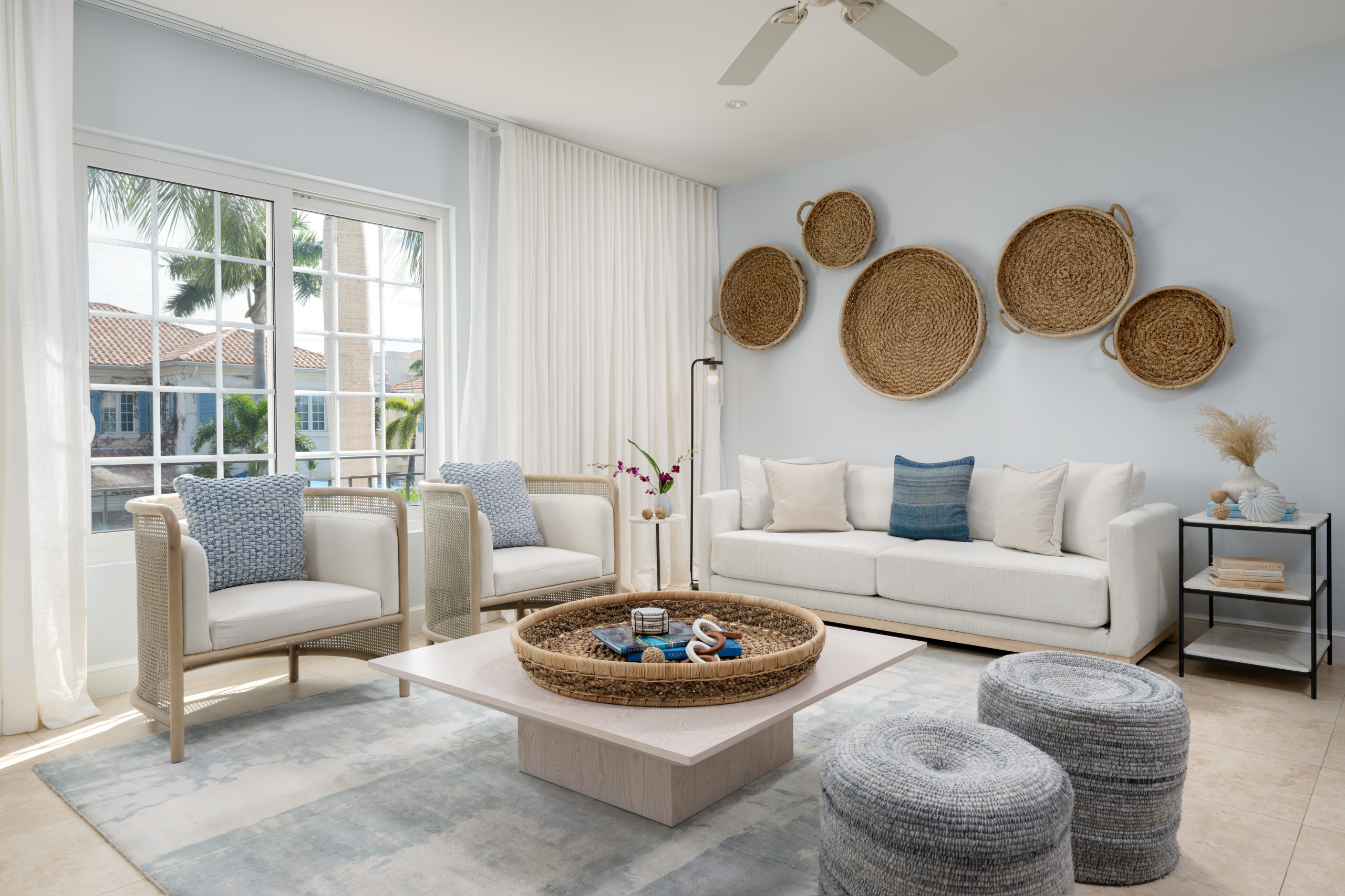 Villa Alisio Long Bay Providenciales: Luxury 2-Bedroom Apartment with Sea Views and Private Parking, Turks and Caicos Islands