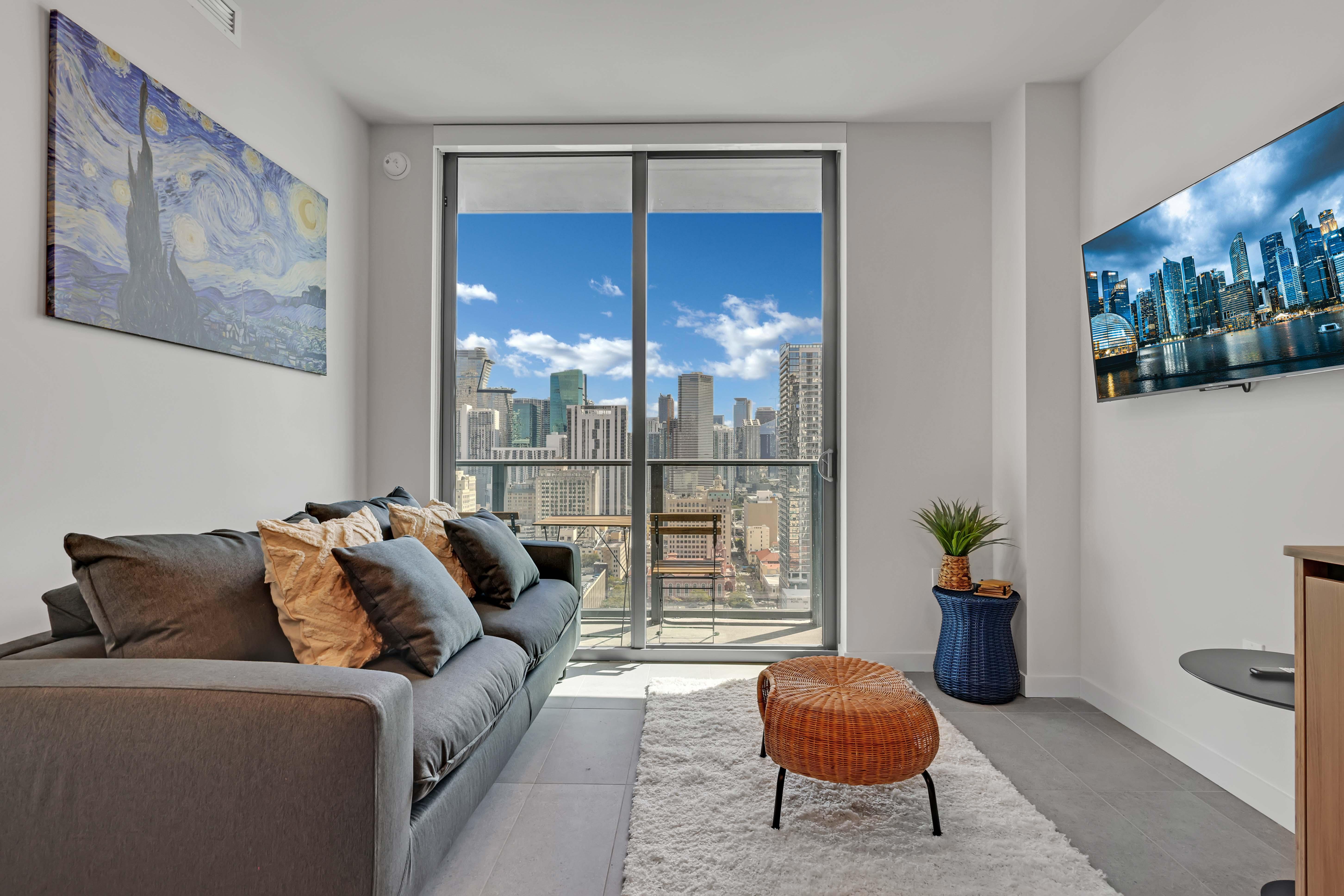 Villa Alisio Overtown Miami: Luxury 1-Bedroom Apartment with Rooftop Pool and Seaview, Downtown Miami