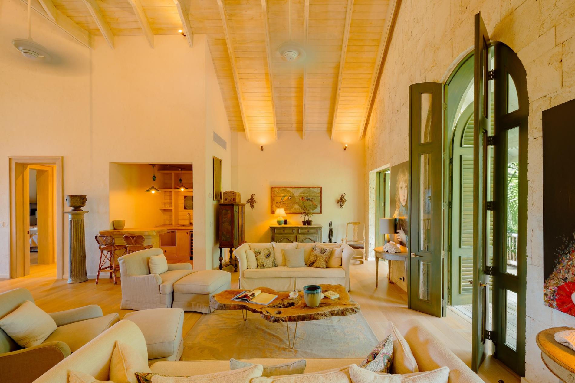 Villa Alisio Playa Nagua: Luxury 4-Bedroom Villa with Private Pool near Playa Nagua, Dominican Republic