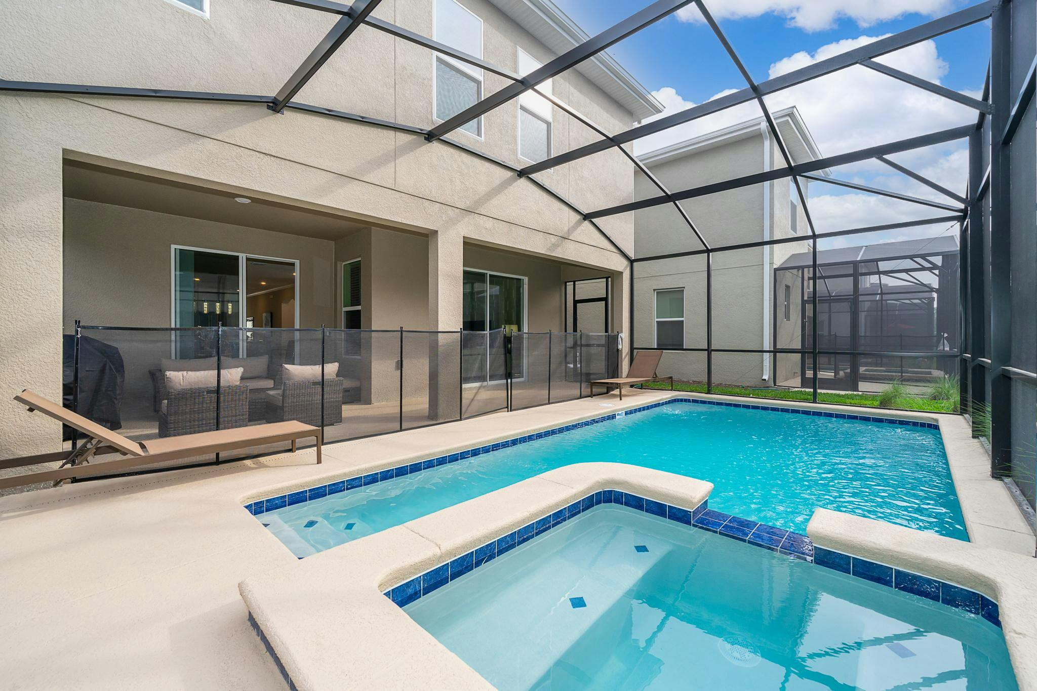 Villa Alisio Poinciana Kissimmee: Luxury 5-Bedroom Villa with Private Pool and Spa, Osceola County