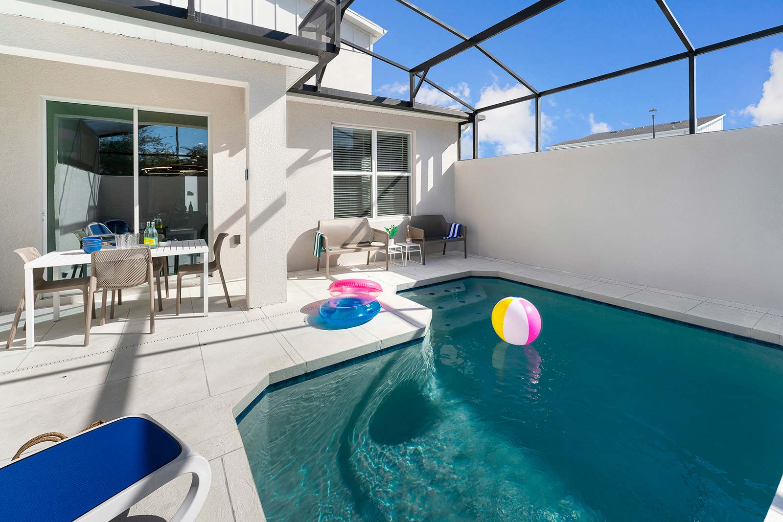 Villa Alisio Tuscawilla Orlando: Luxury 5-Bedroom Villa with Private Pool and Gym, Orange County