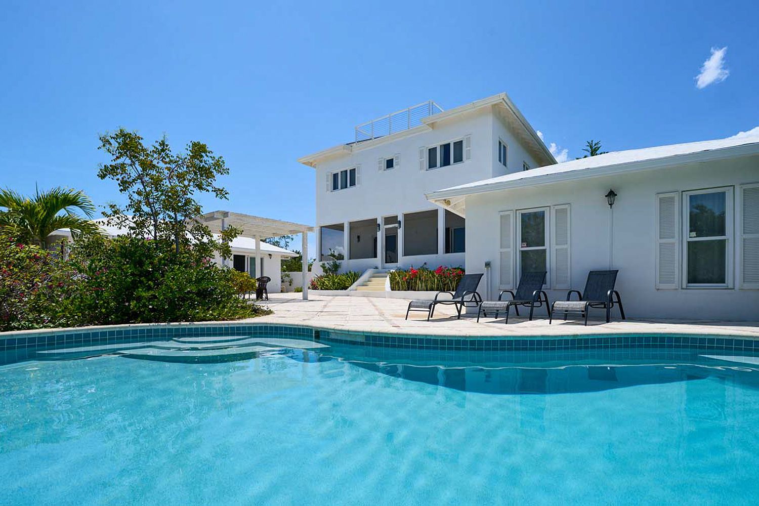 Villa Alizé Marigot Caribbean: 5-Bedroom Beachfront Luxury Villa Rental Caribbean with Sea