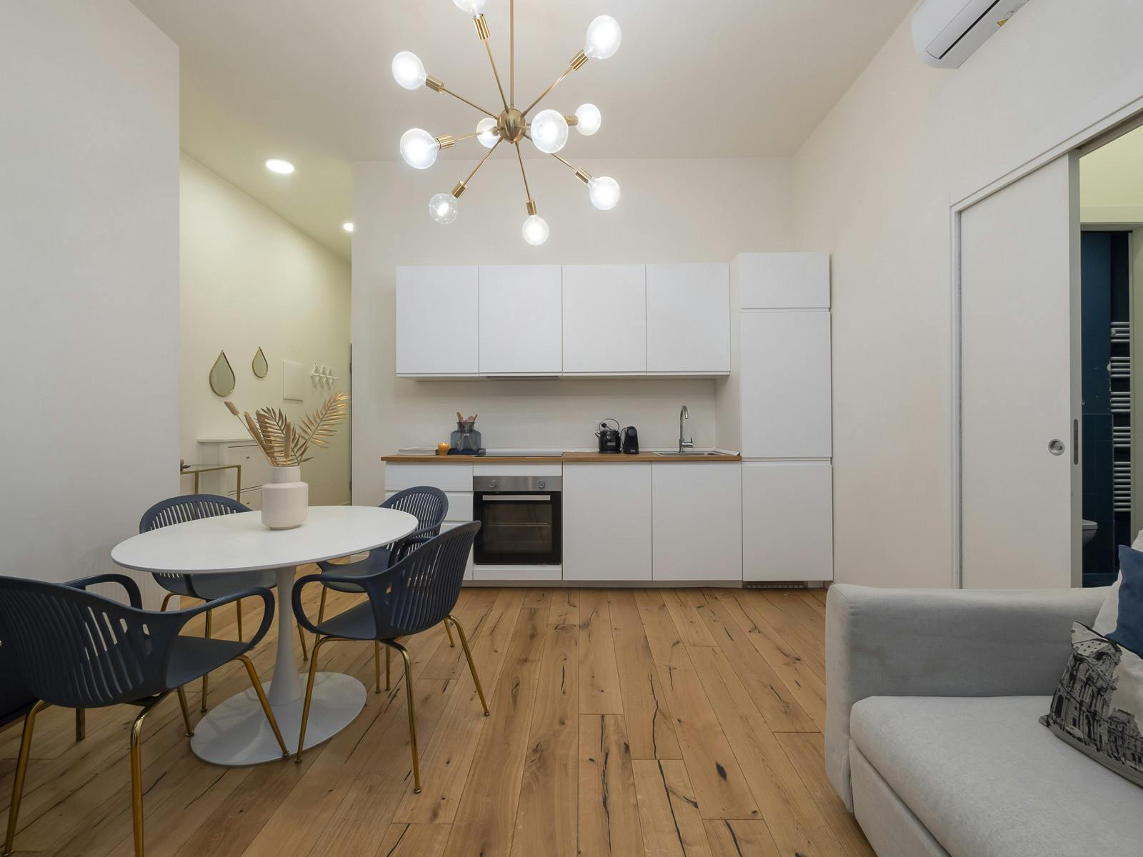 Villa Amaranto Belvedere Guastalla: Luxury 1-Bedroom Villa with Spa and Balcony, Guastalla, Milan