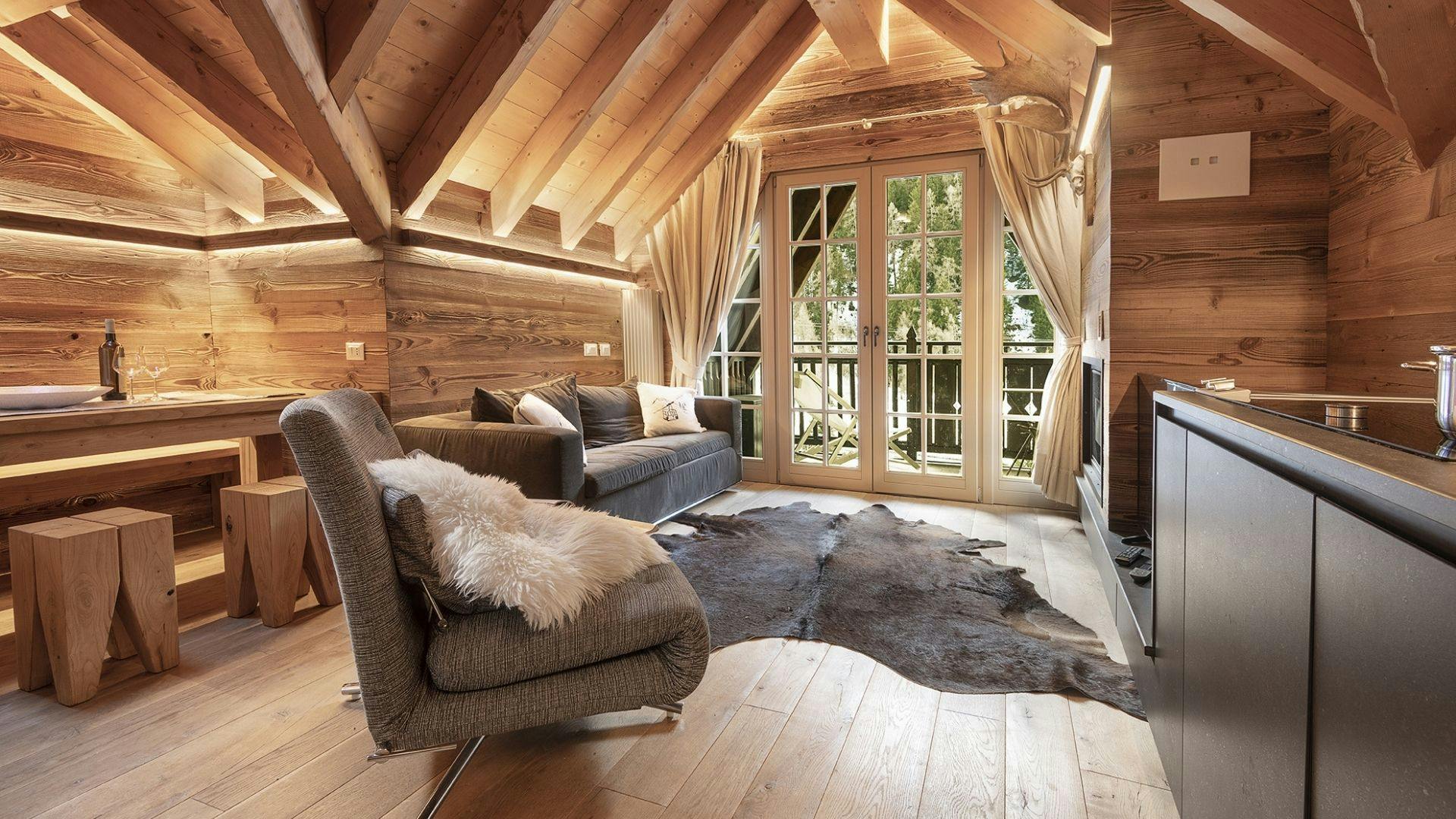Villa Amaranto Cemmo Brescia: Charming 2-Bedroom Ski Chalet Rental with Fireplace and Parking in Brescia
