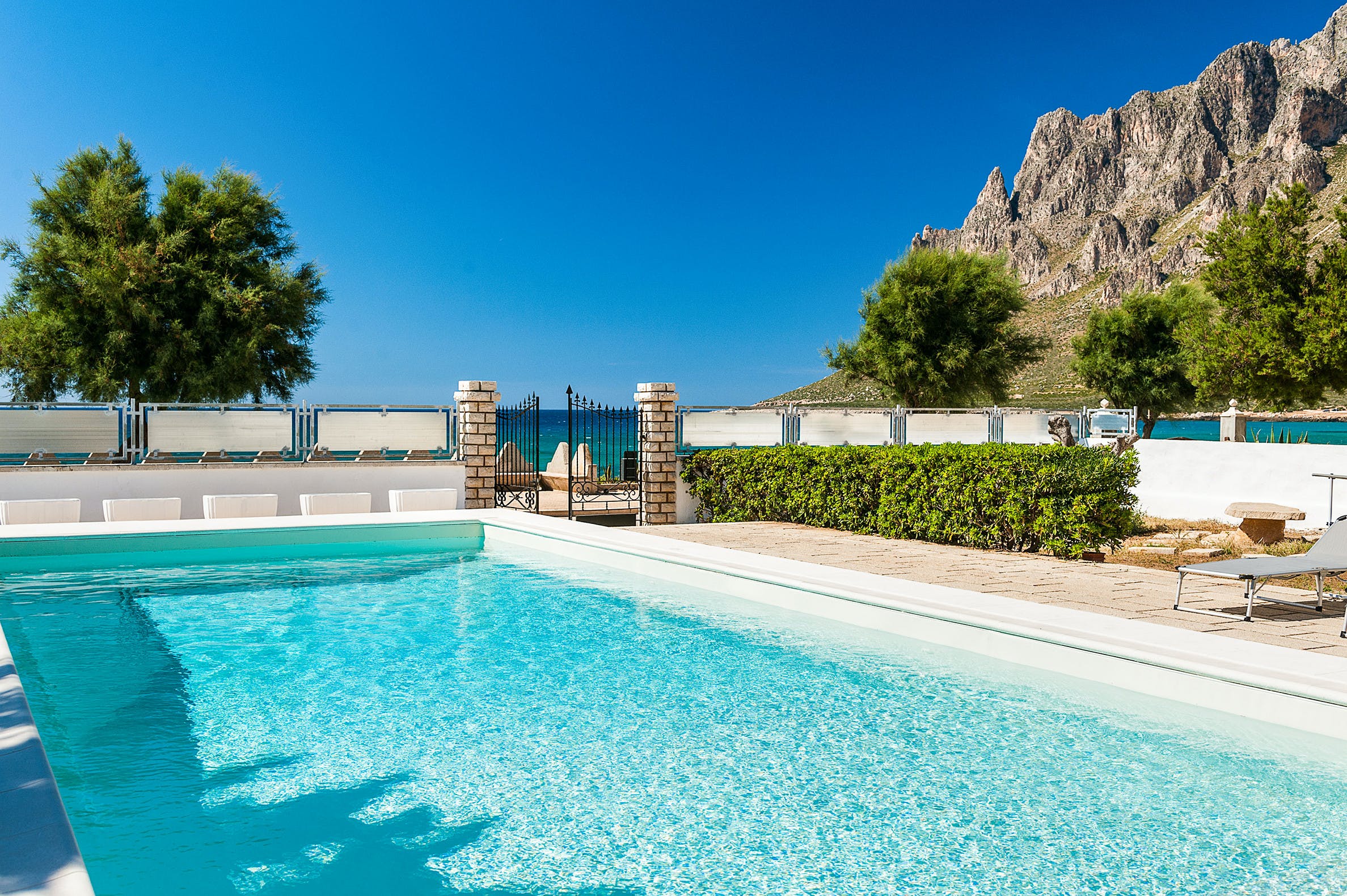Villa Amaranto Cornino Trapani: Luxury 3-Bedroom Apartment with Pool and Sea Views, Trapani