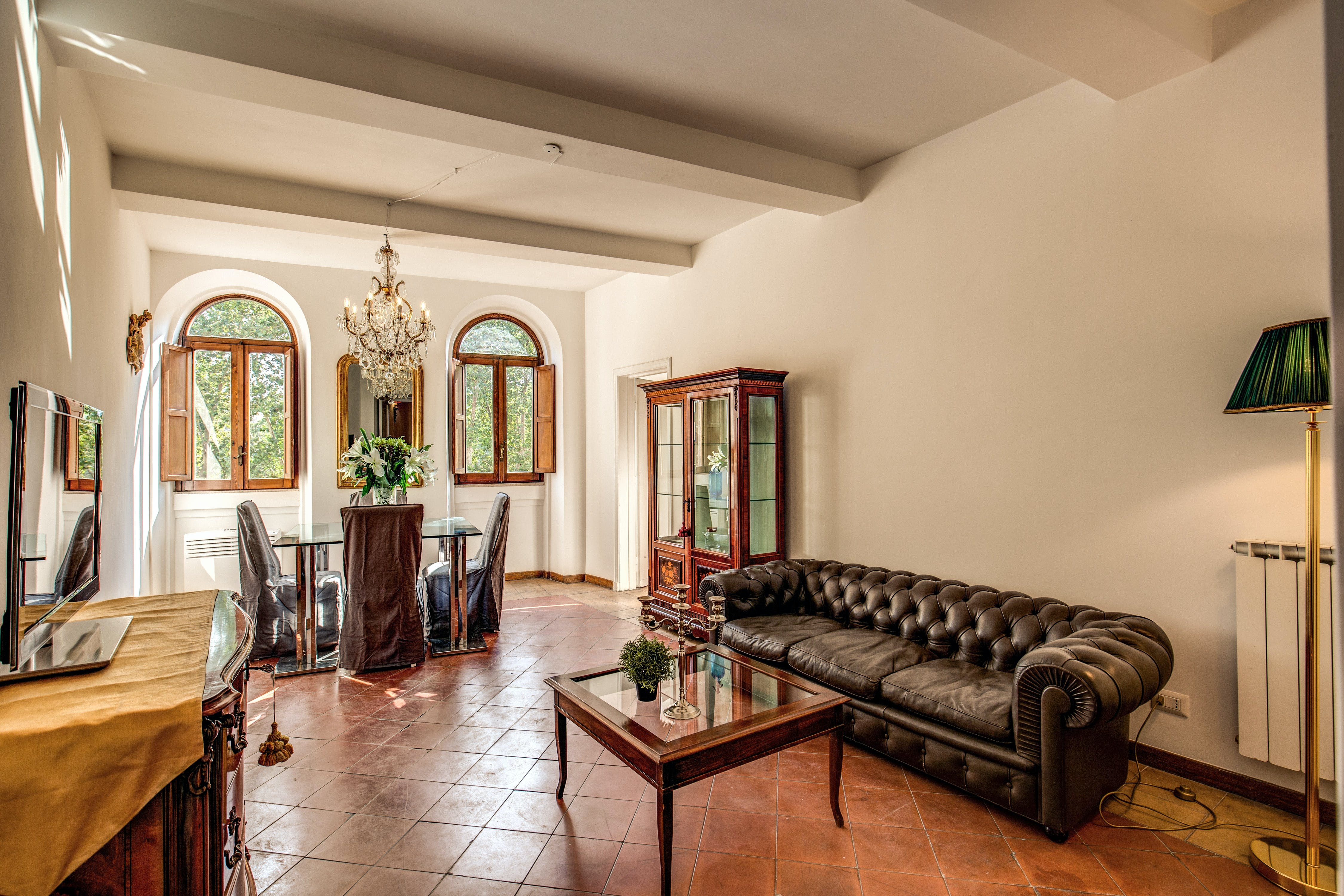 Villa Amaranto Farnesina Roma: Luxury 2-Bedroom Apartment with Air-Con in Campo de’ Fiori Rome