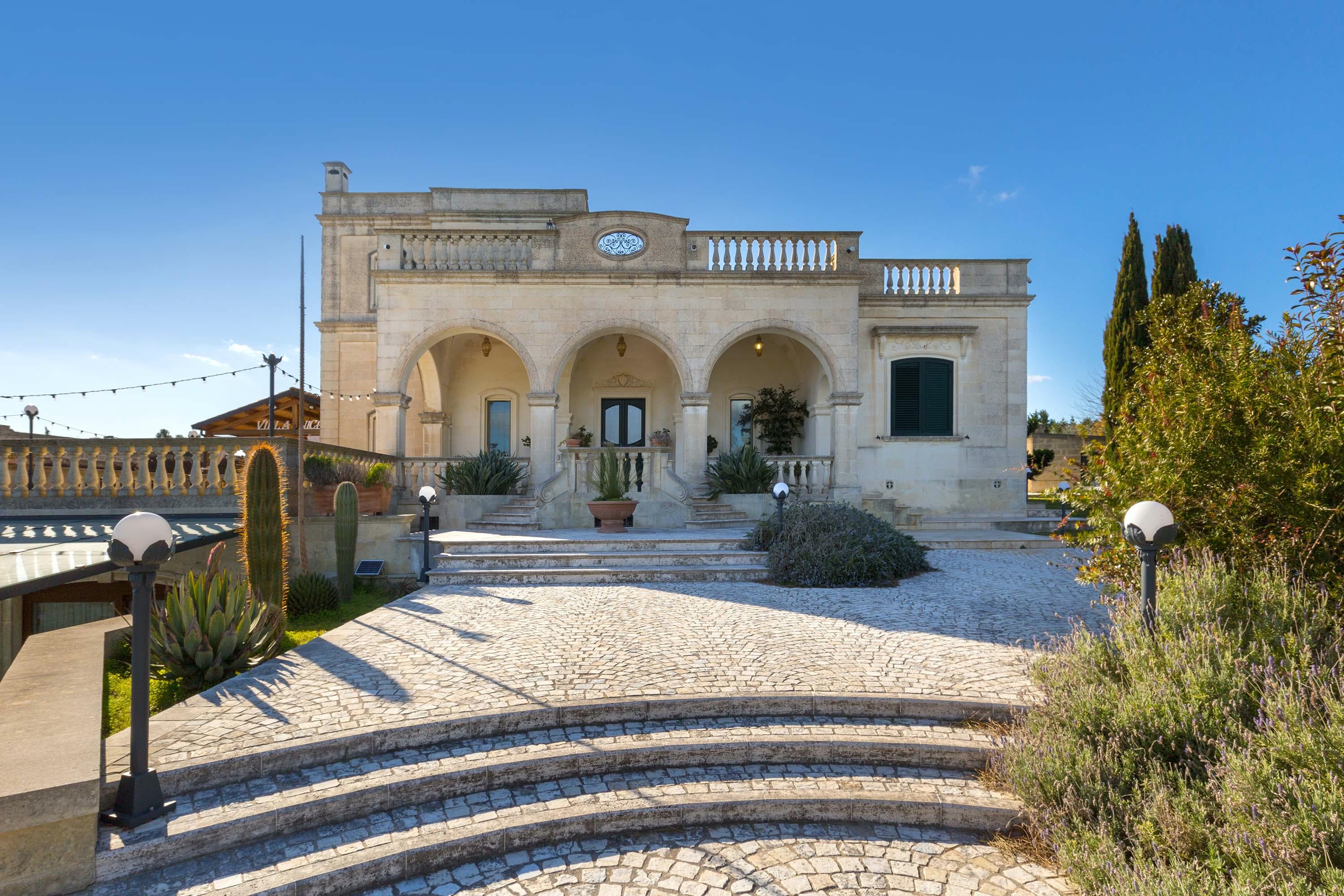 Villa Amaranto Lamione Maglie: Luxury 4-Bedroom Villa with Private Pool and Sea Views, Lecce