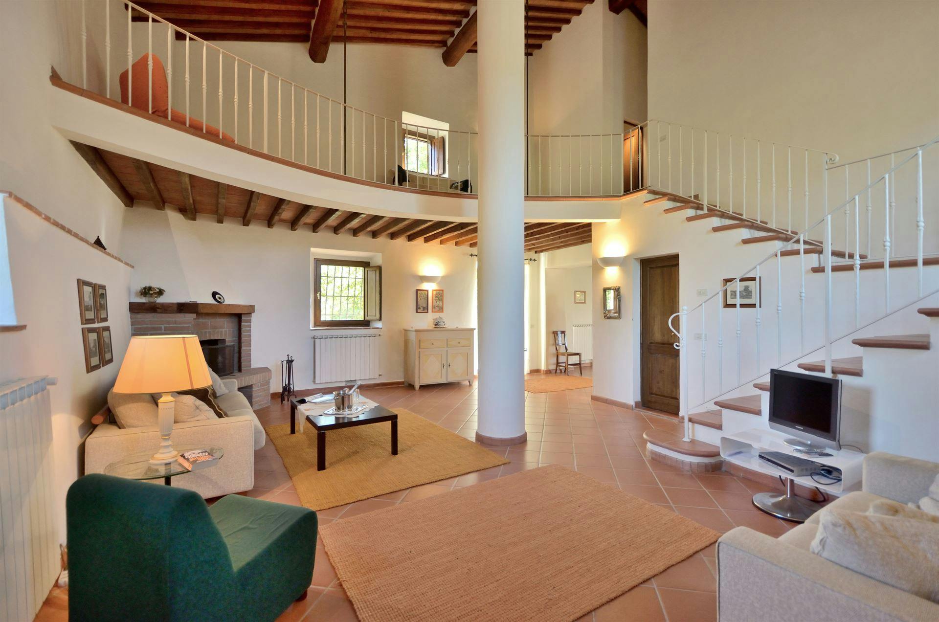 Villa Amaranto Lecchi Siena: Luxury 2-Bedroom Villa with Pool and Tennis Court, Siena Tuscany
