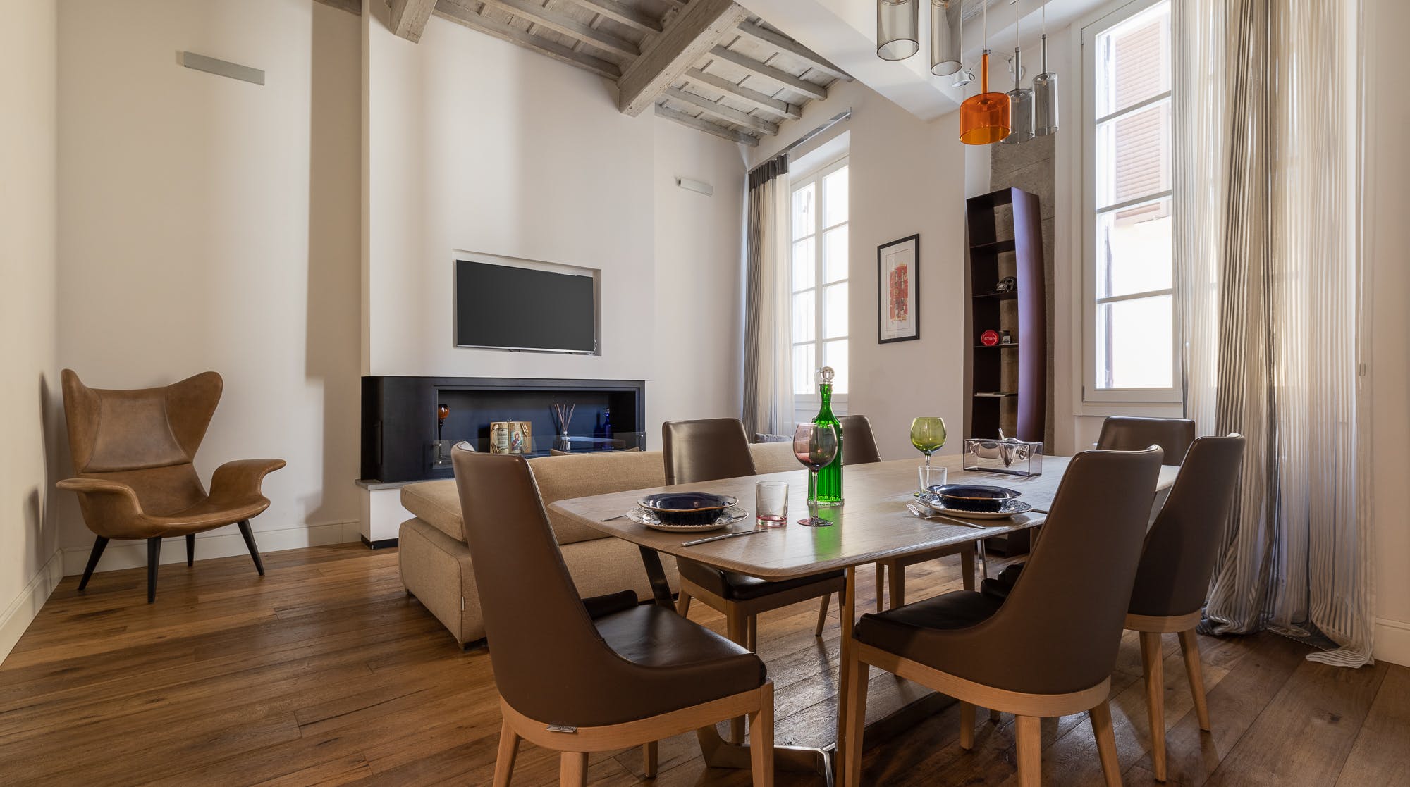 Villa Amaranto Loggia Novella Firenze: Luxury 2-Bedroom Apartment with Spa and Air Conditioning in Santa Maria Novella, Florence