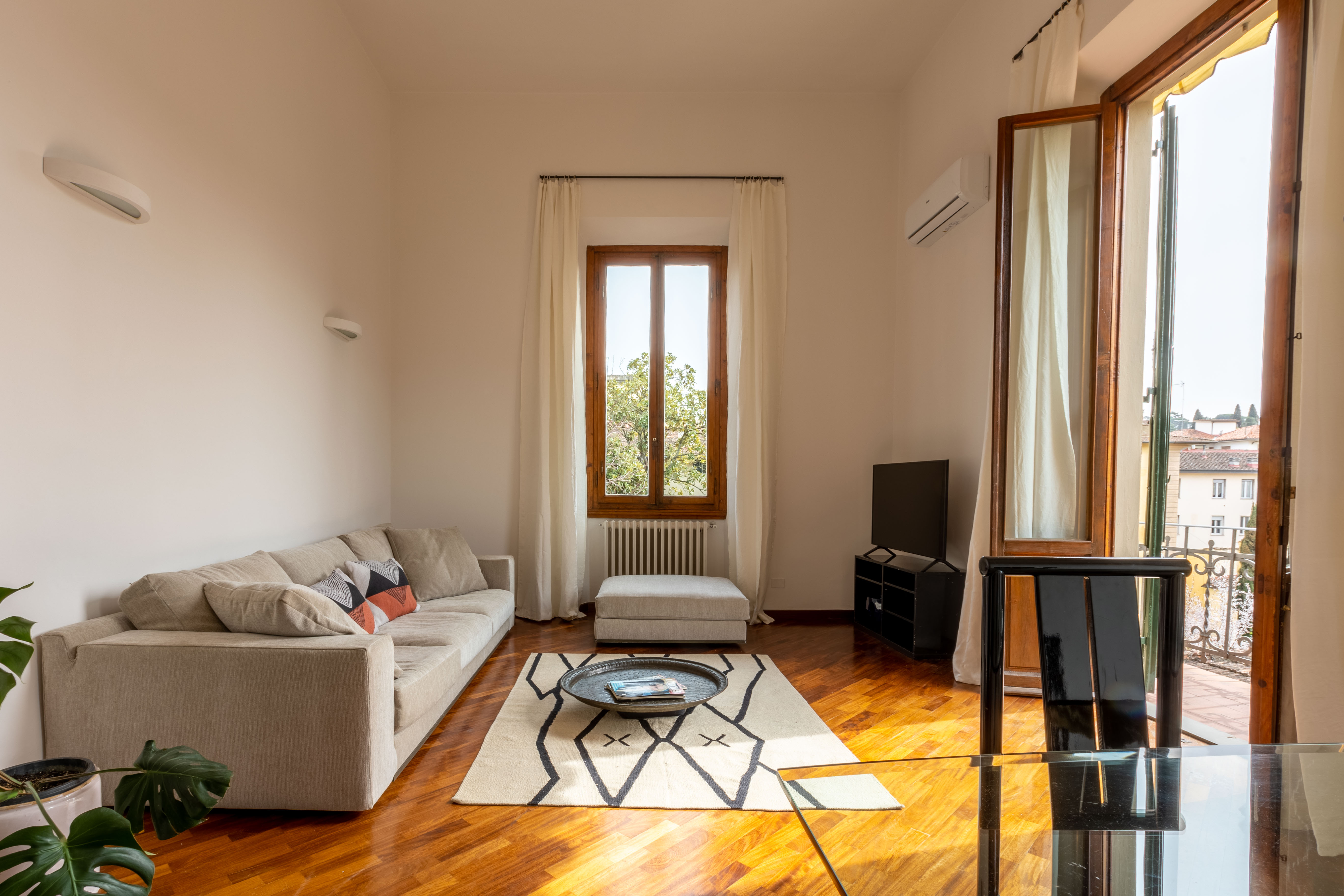 Villa Amaranto Poggio Arcetri: Luxury 2-Bedroom Apartment with Spa and Private Parking, Arcetri Florence