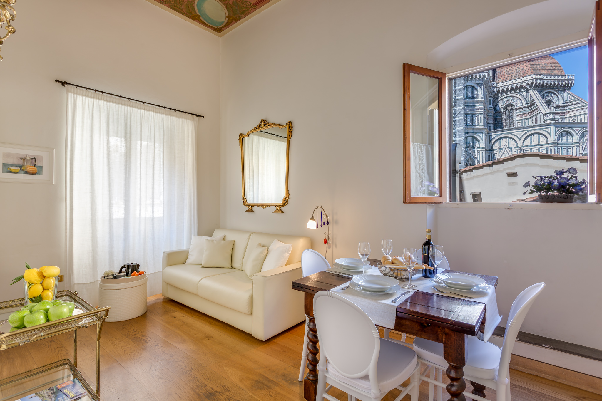 Villa Amaranto Poggio Duomo: Luxury 1-Bedroom Apartment with Spa and Air-Con, Duomo Florence