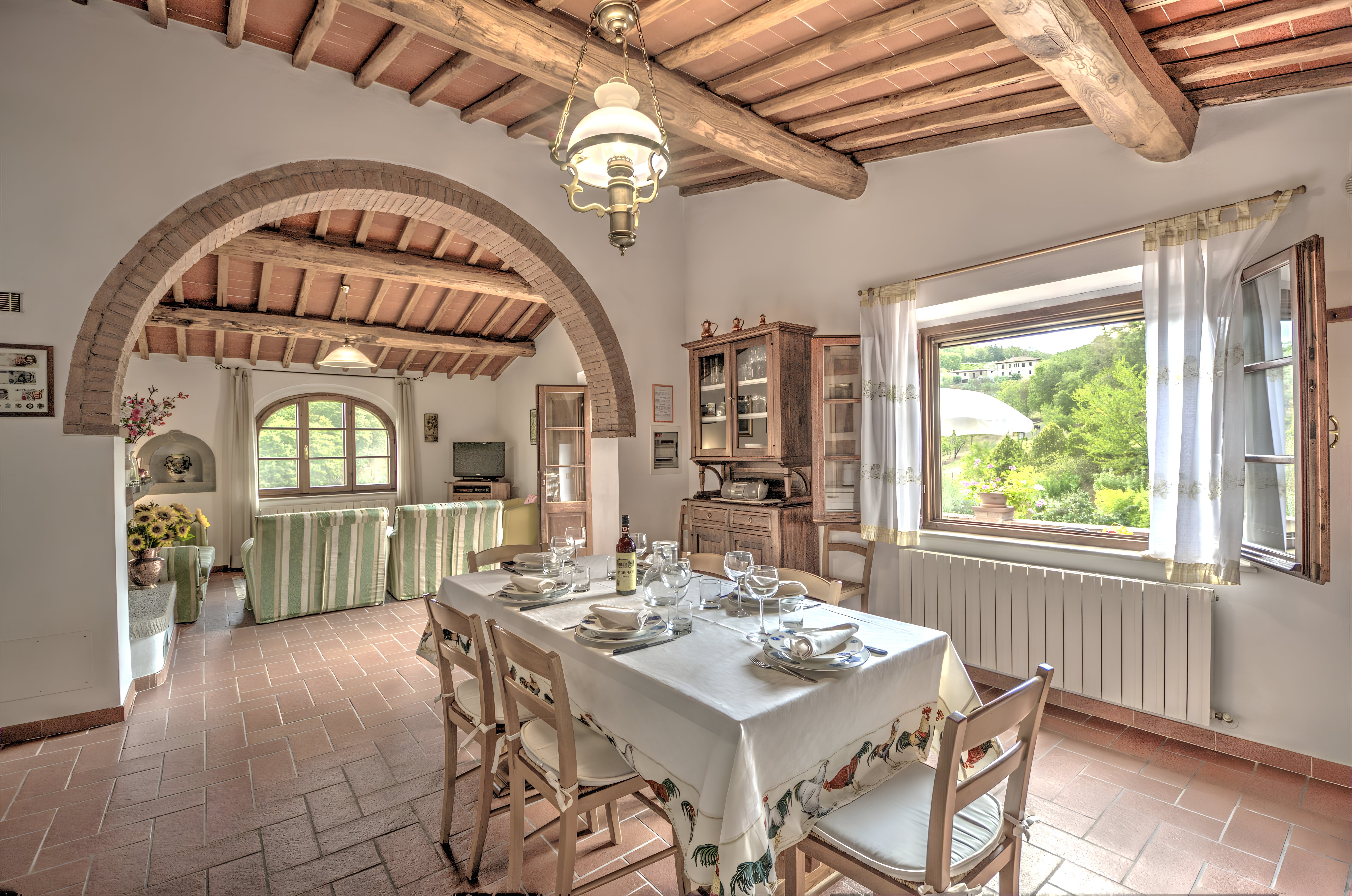 Villa Amaranto Poggio Radda: Luxury 3-Bedroom Villa with Private Pool and Hot Tub in Chianti