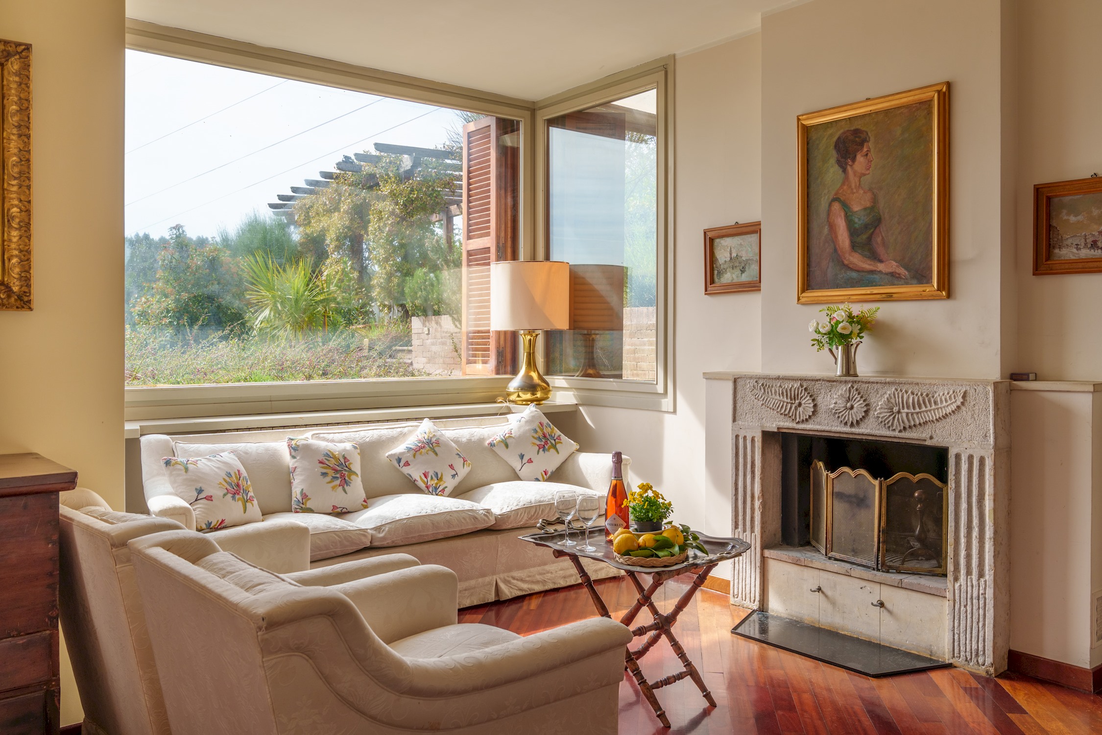 Villa Amaranto Tronto Ascoli: Luxury 5-Bedroom Villa with Private Pool and Sea Views, Marche Italy