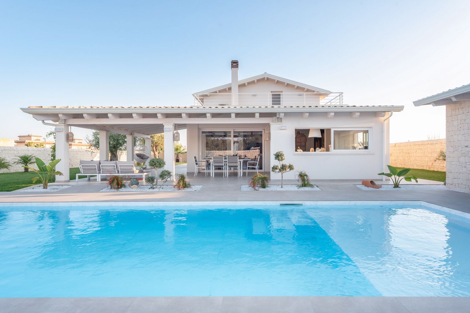 Villa Ambra Puntasecca Ispica: 4-Bedroom Beachside Villa with Spa in Santa Maria del Focall