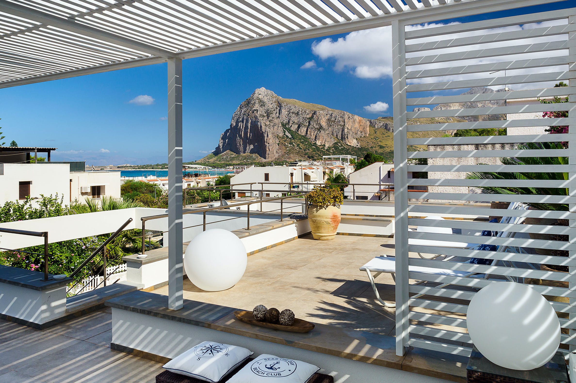 Villa Ambrato Grotta Marausa: Luxury 3-Bedroom Apartment with Sea Views and Spa, Trapani