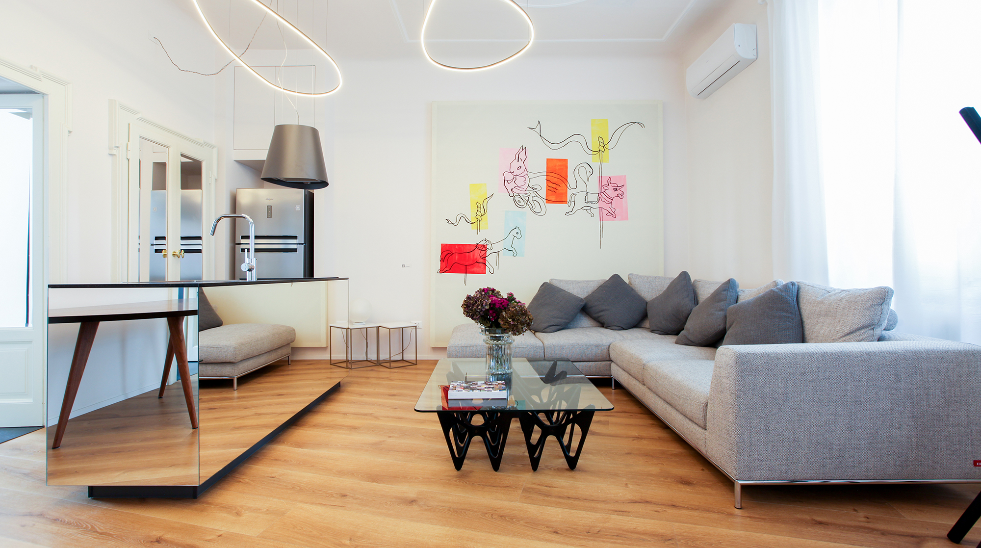 Villa Ambrato Lambrate Milano: Luxury 2-Bedroom Apartment with Concierge and Air Conditioning, Milan Corso Buenos Aires