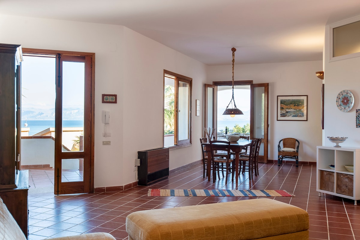 Villa Tramonto Mothia Trapani: Luxury 3-Bedroom Villa with Sea Views and Pool, Trapani, Sicily