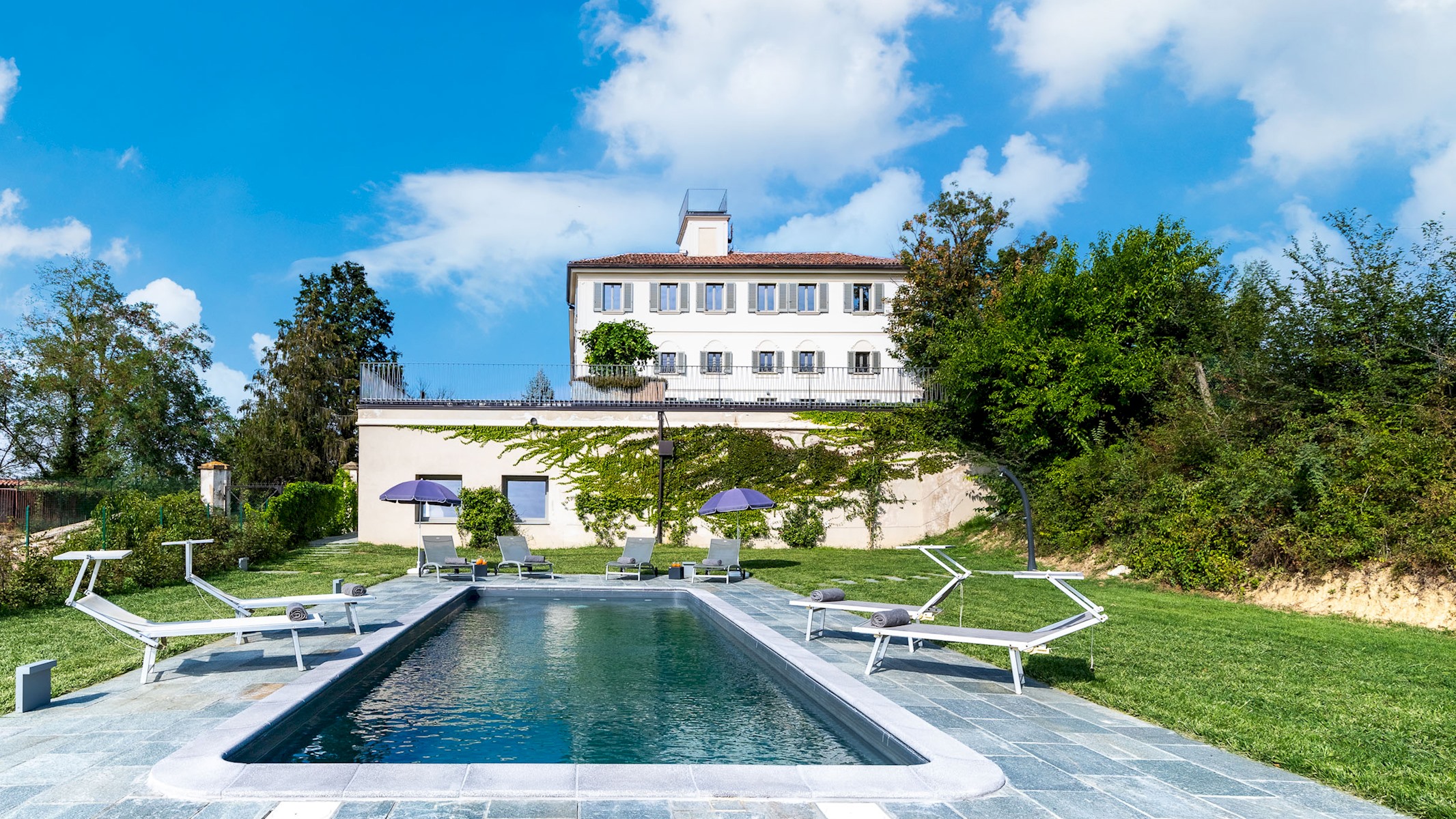 Villa Ambrato Poggio Cuccaro: Luxury 5-Bedroom Villa with Private Pool and Spa in Alessandria
