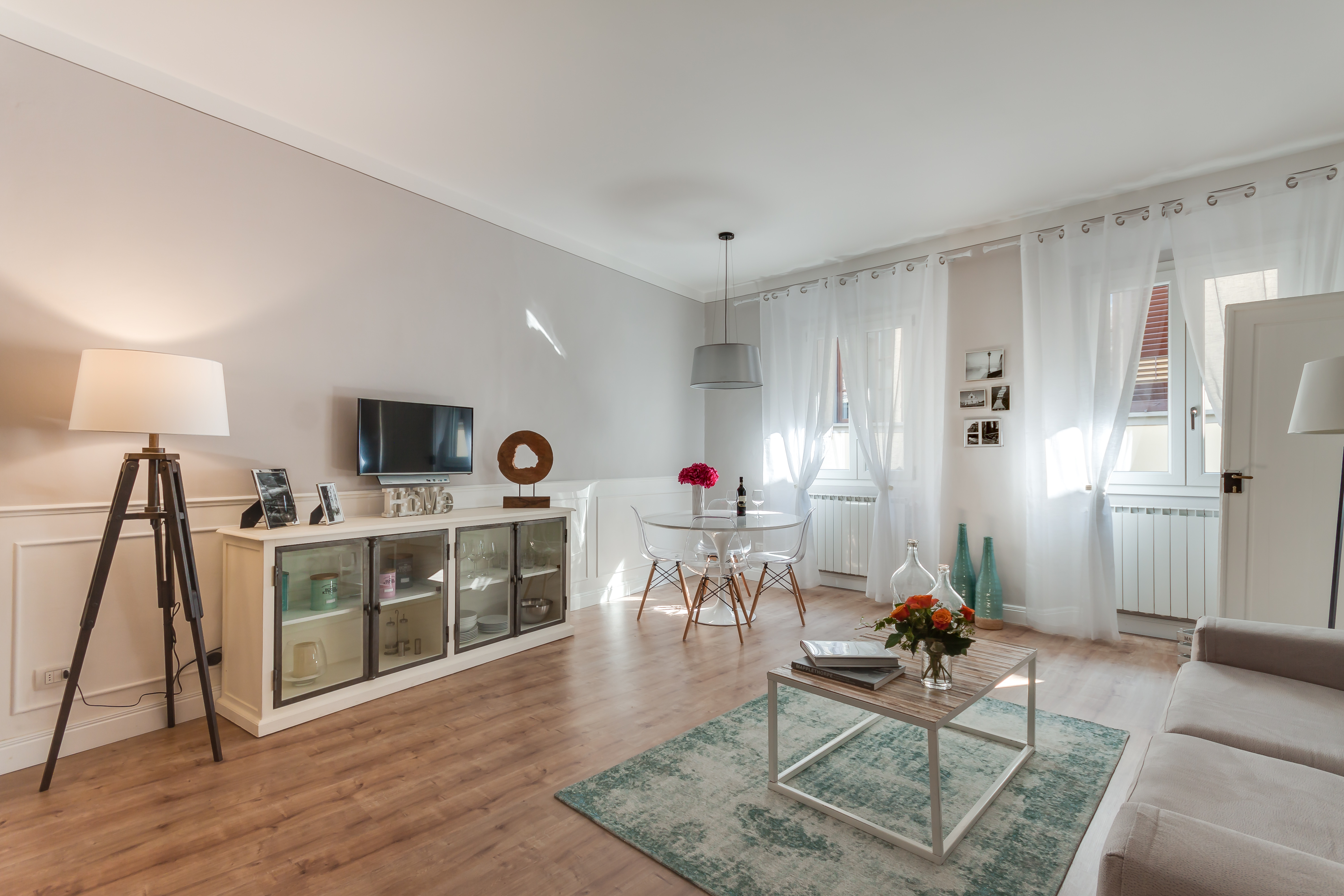 Villa Ambrato Poggio San Niccolò Firenze: Luxury 2-Bedroom Apartment with Balcony and Air-Con, Duomo Florence