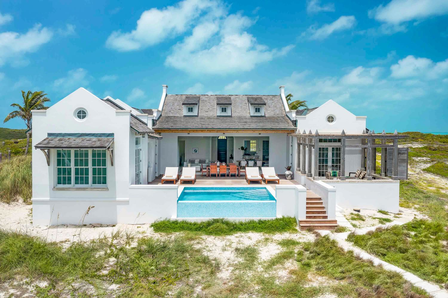 Villa Aurora Meridian Ambergris: 4-Bedroom Cliffside Villa with Heated Pool and Sea Views in