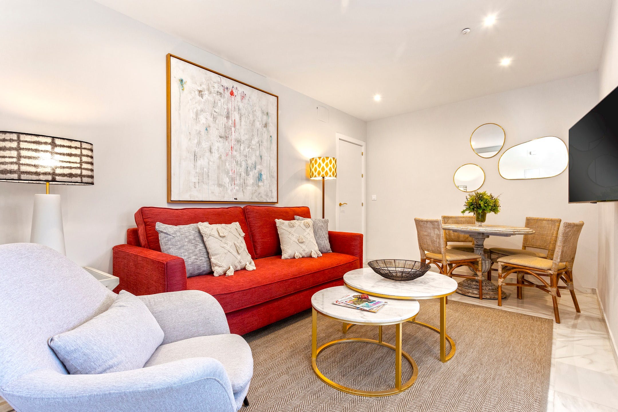 Villa Bermejo Aljibe Sevilla: Luxury 2-Bedroom Villa with Spa and Parking, Sevilla Centro