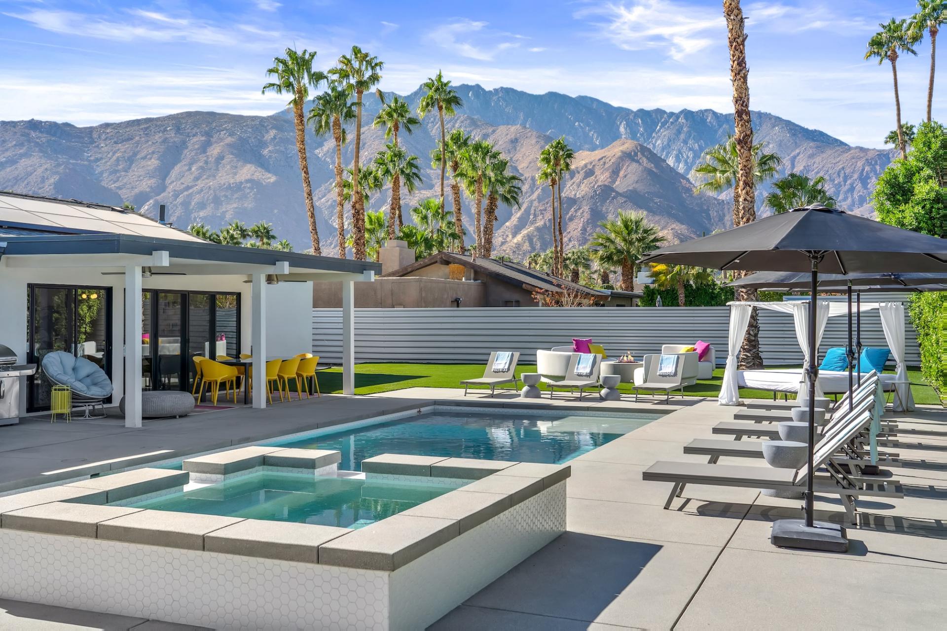 Villa Bermejo Andreas Palm Springs: Luxury 3-Bedroom Villa with Heated Pool and Hot Tub, Palm Springs
