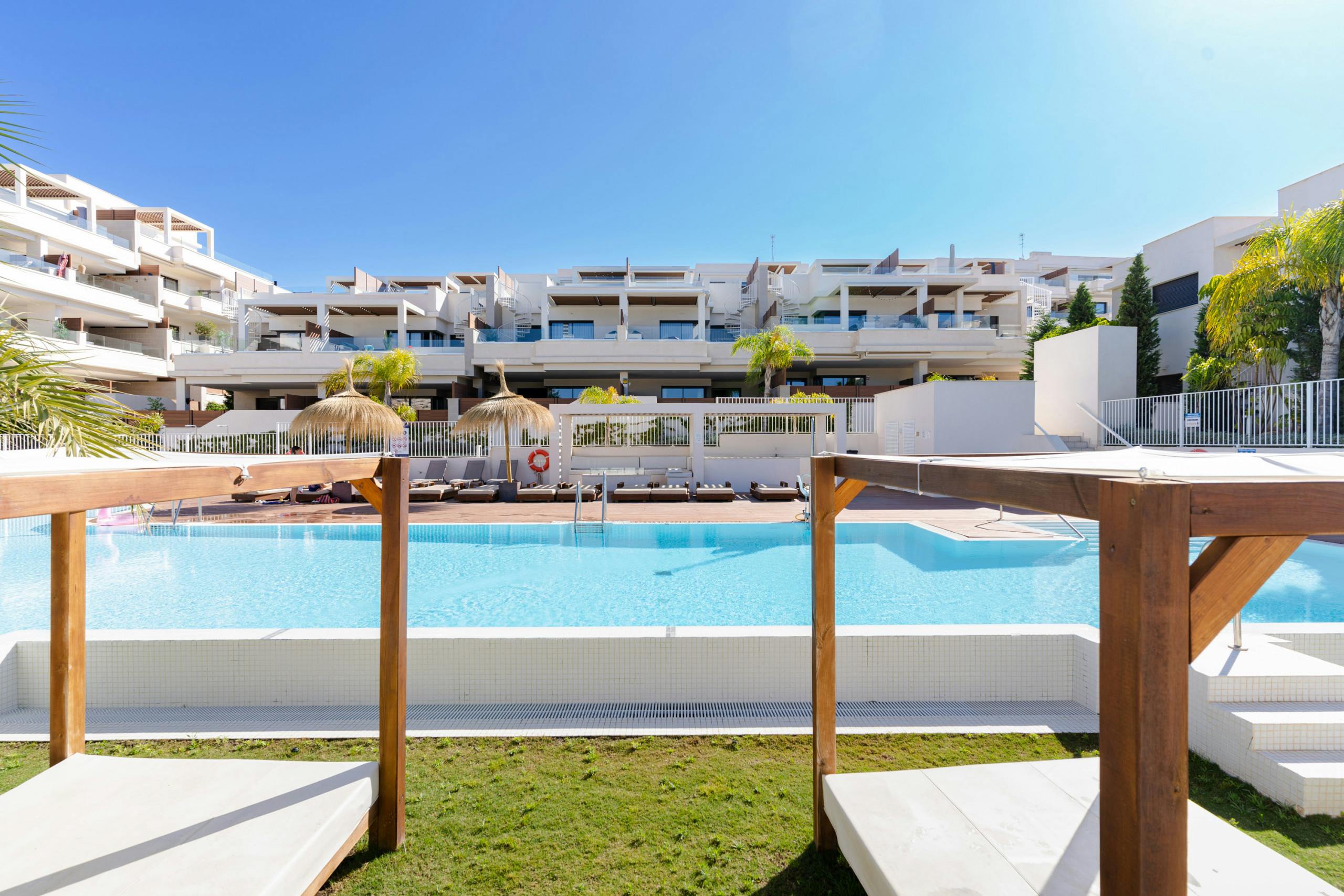 Villa Bermejo El Chaparral Fuengirola: Luxury 2-Bedroom Villa with Sea Views and Spa, Fuengirola