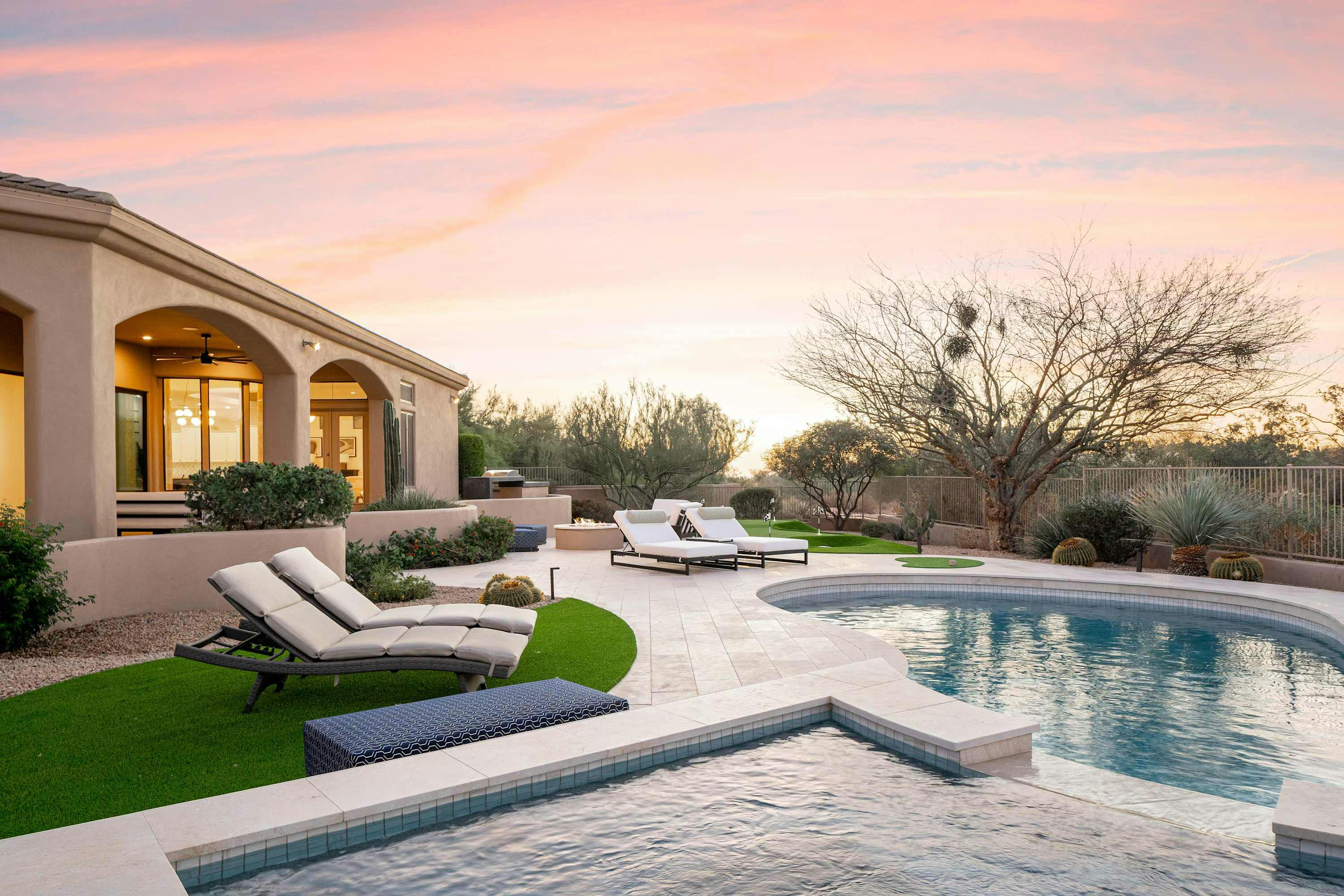 Villa Bermejo Papago Phoenix: Luxury 4-Bedroom Villa with Private Pool and Hot Tub, Scottsdale