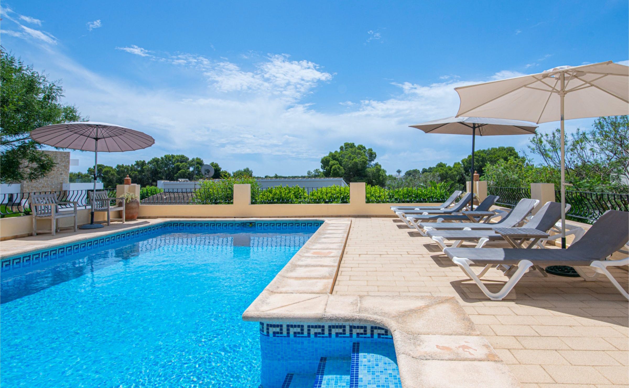 Villa Bermejo Portet Moraira: Luxury 3-Bedroom Apartment with Private Pool and Sea Views, Moraira