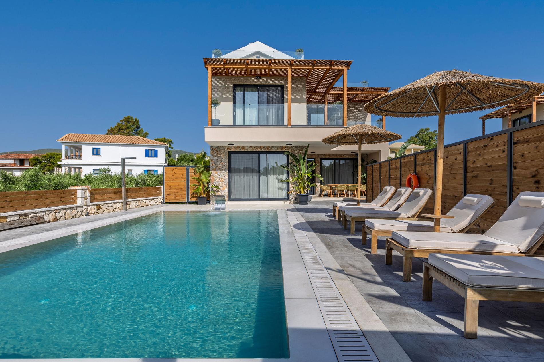 Villa Boreas Agios Sostis Laganas: Luxury 4-Bedroom Villa with Private Pool and Spa Near Beach, Laganas