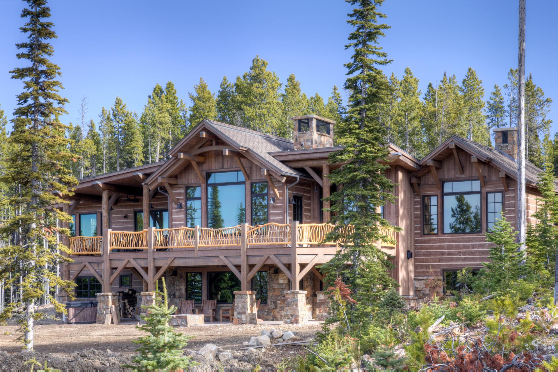 Villa Boreas Alder Madison: Luxury 5-Bedroom Villa with Hot Tub and Ski Access, Madison County Montana