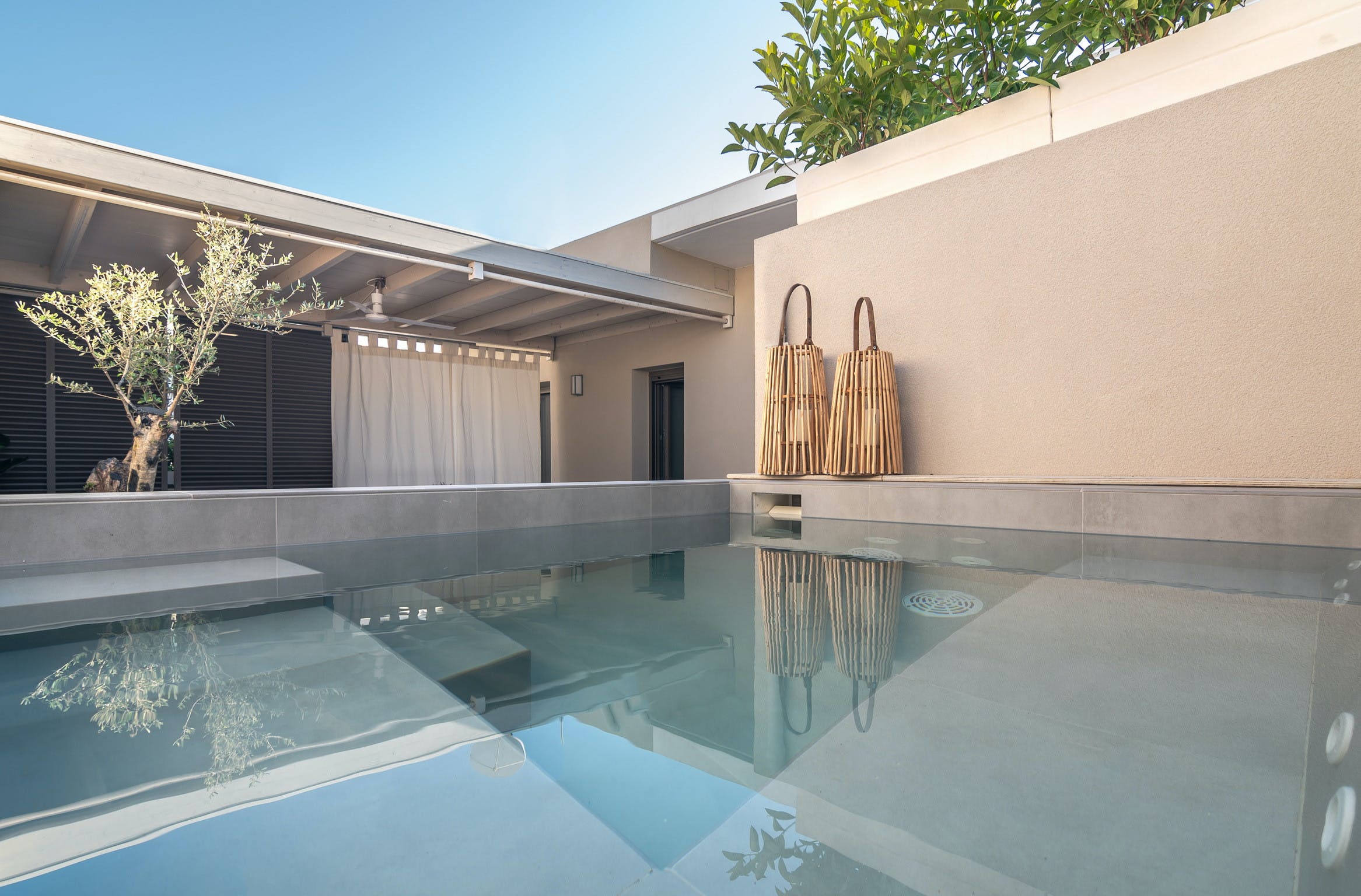 Villa Boreas Eleftherna Rethymnon: Luxury 3-Bedroom Apartment with Hot Tub and Sea Views, Rethymnon Crete