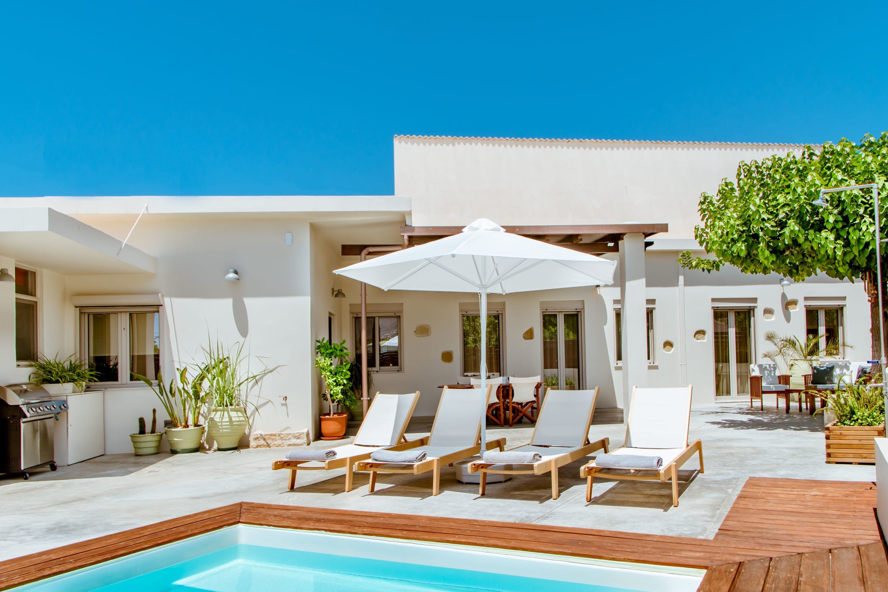 Villa Boreas Falassarna Kissamos: Luxury 3-Bedroom Apartment with Pool and Sea Views, Kissamos Crete