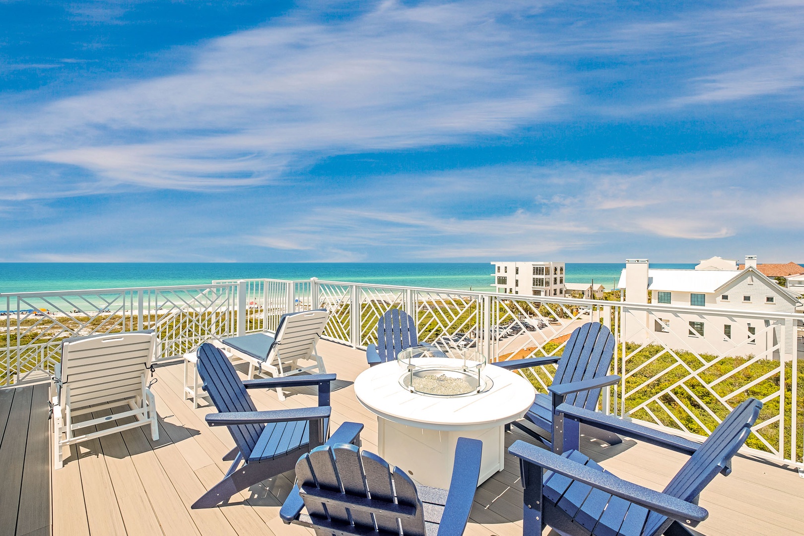 Villa Boreas Grayton Dunes Walton: Luxury 6-Bedroom Villa with Private Pool and Sea Views, Walton County