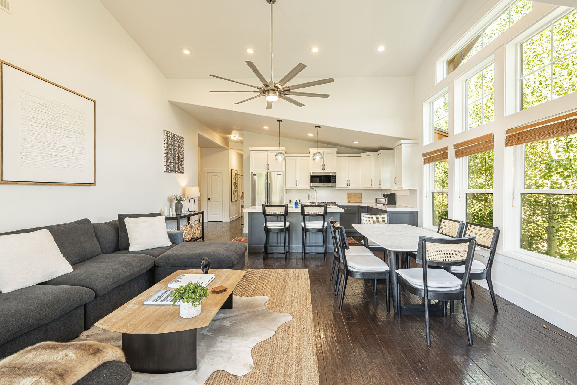 Villa Boreas Hideaway Jordanelle Park City: Ski chalet rental Park City with mountain views and spa, 3 bedrooms