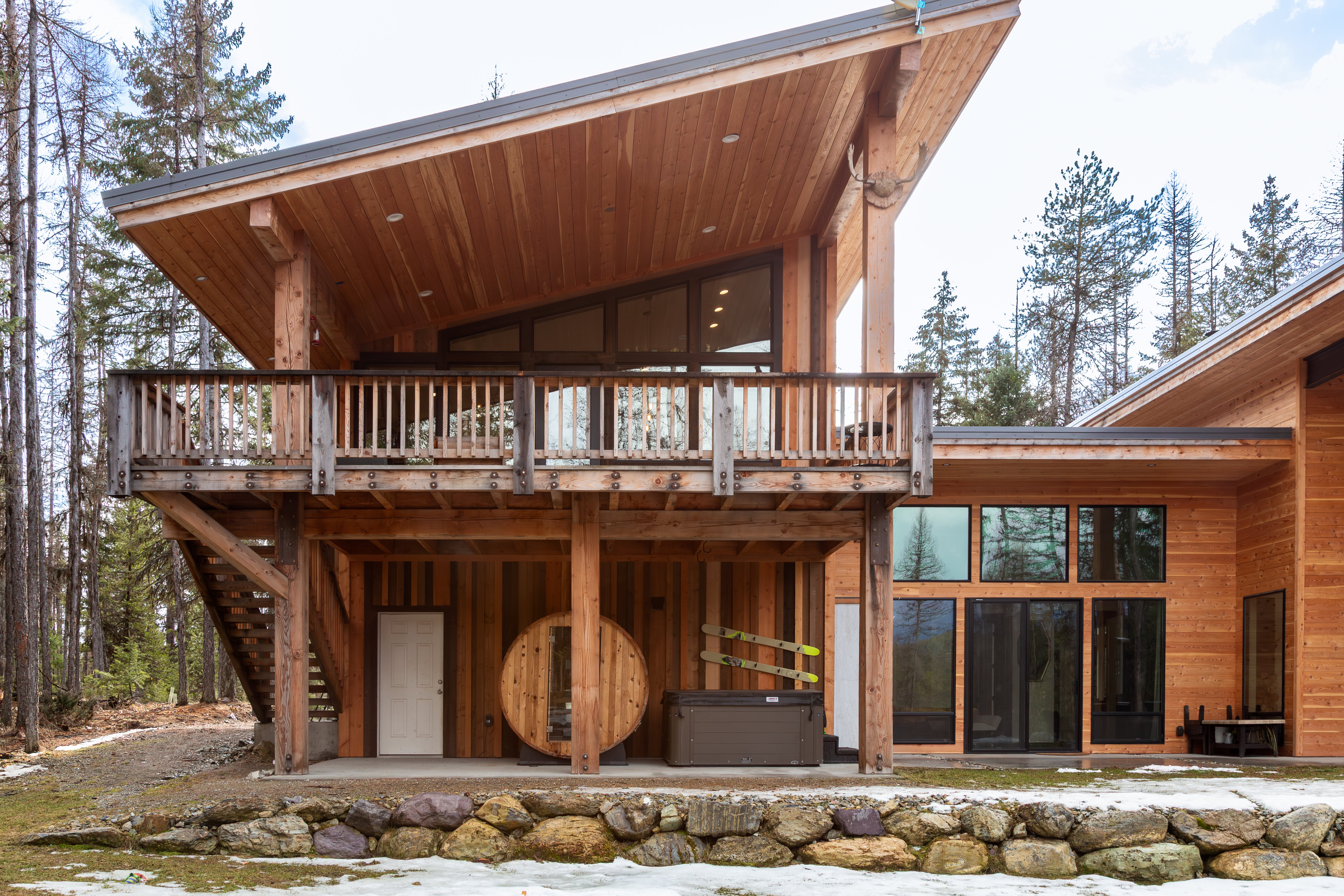 Villa Boreas Kerr Flathead: Luxury 3-Bedroom Villa with Hot Tub and Sauna, Flathead County Montana