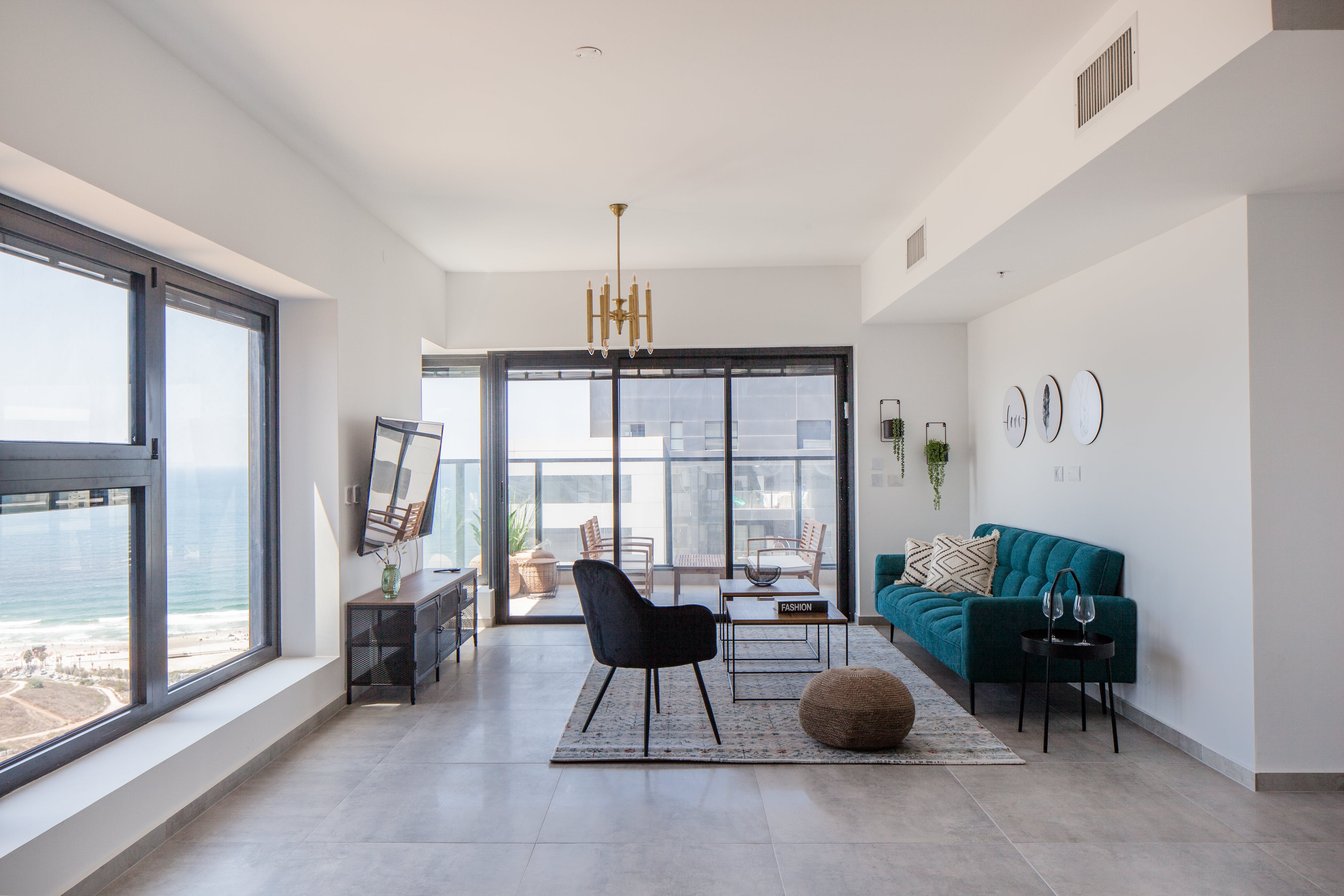 Villa Boreas Oleandro Bat Yam Tel Aviv: Luxury 4-Bedroom Villa with Seaview and Spa Facilities, Tel Aviv City Centre