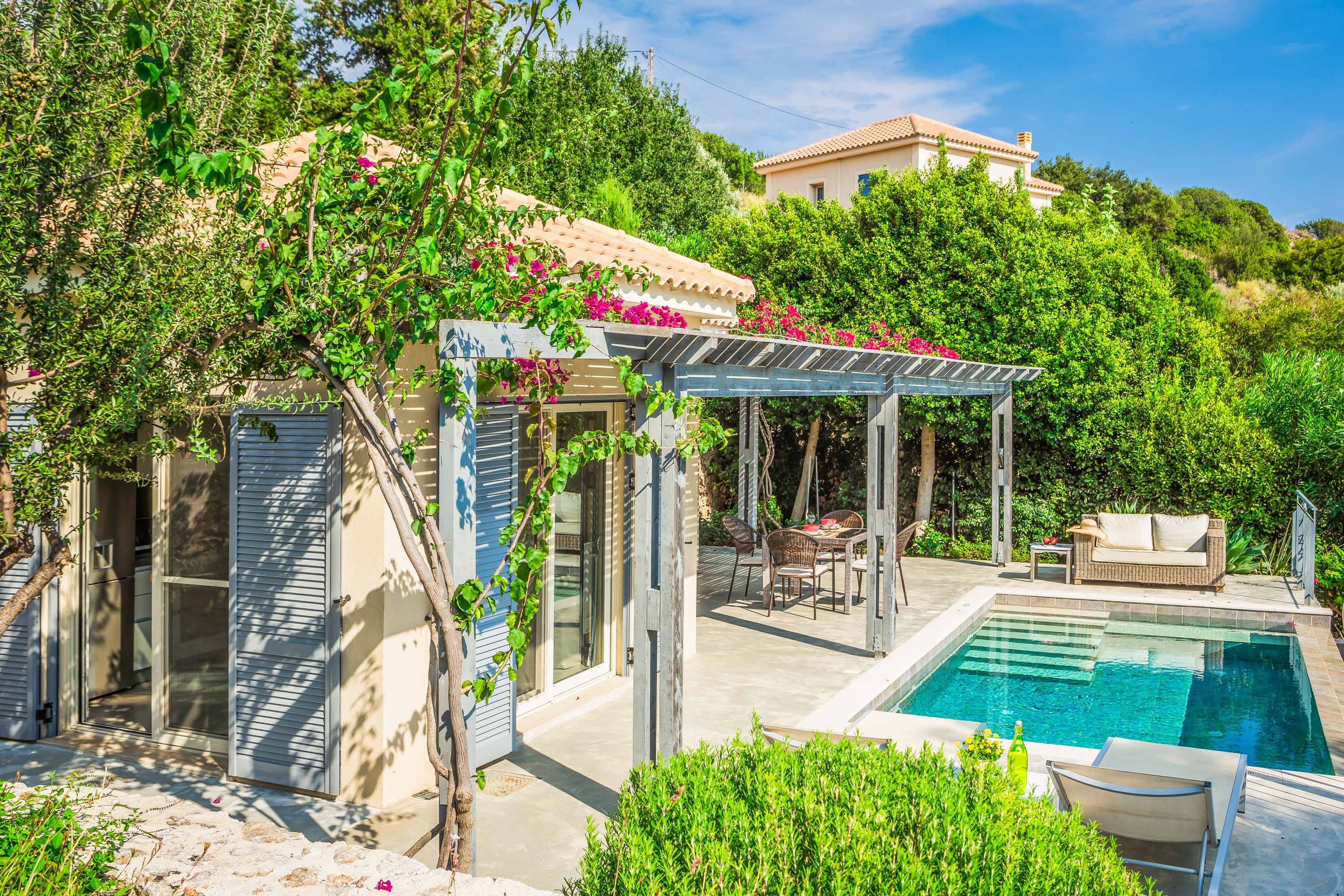 Villa Boreas Oleandro Kaminia Livathos: Luxury 1-Bedroom Apartment with Sea Views and Pool, Kefallonia