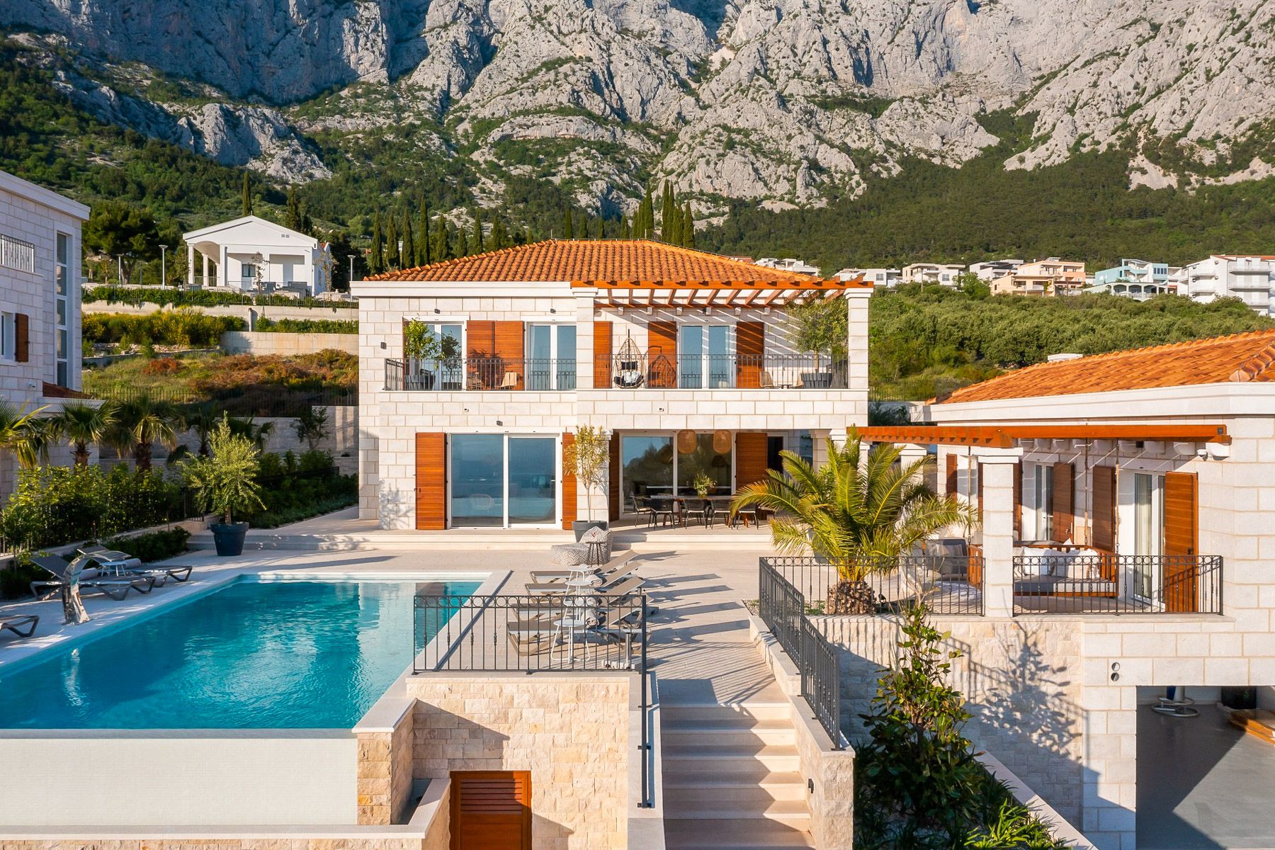 Villa Bura Osejava Makarska: 5-Bedroom Villa with Heated Pool, Sauna & Adriatic Views in
