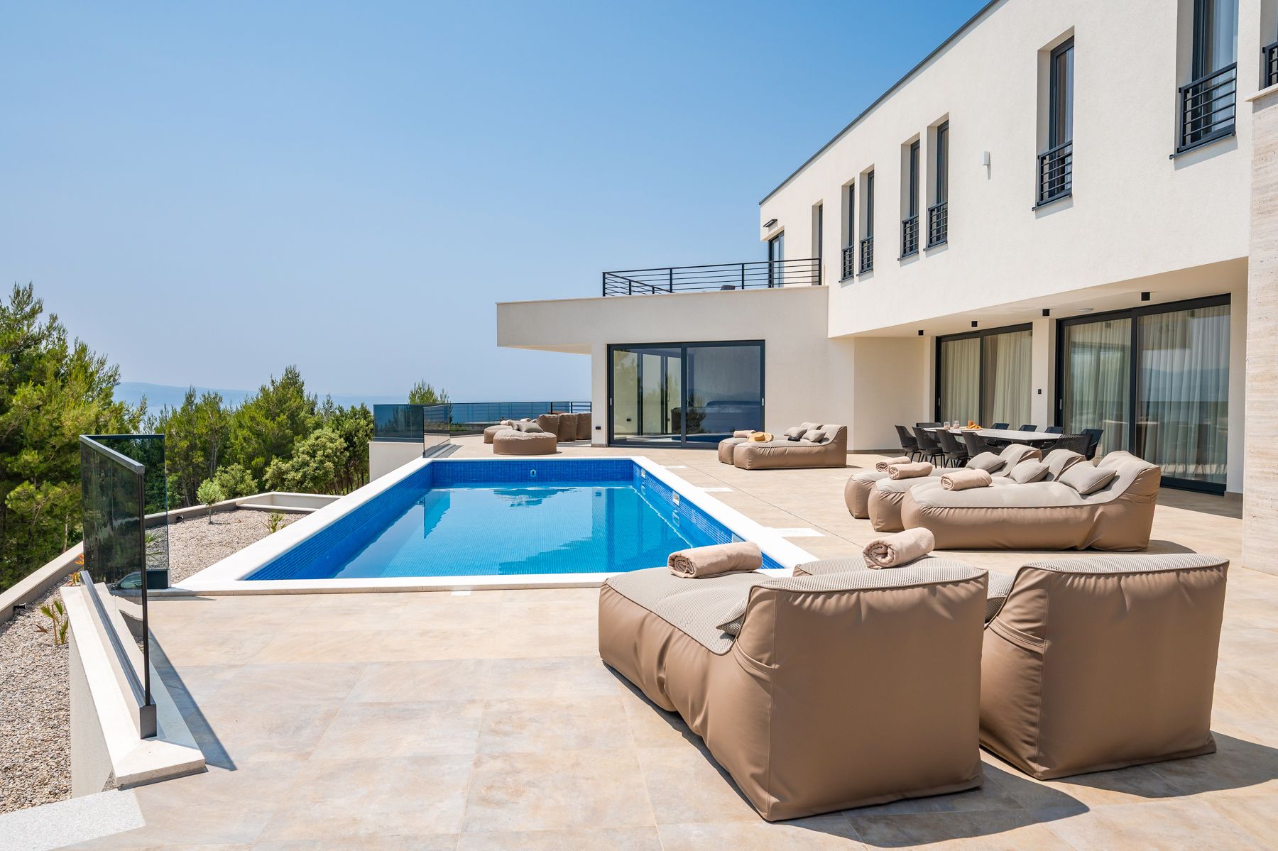 Villa Bura Stanići Omiš: 5-Bedroom Hillside Villa with Heated Pool and Spa in Stanići