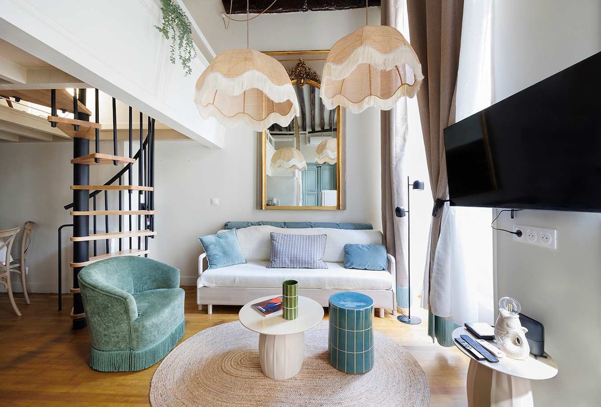 Villa Xaloc Rue du Parc Royal Le Marais: Luxury 2-Bedroom Apartment with Air Conditioning in Le Marais, Paris